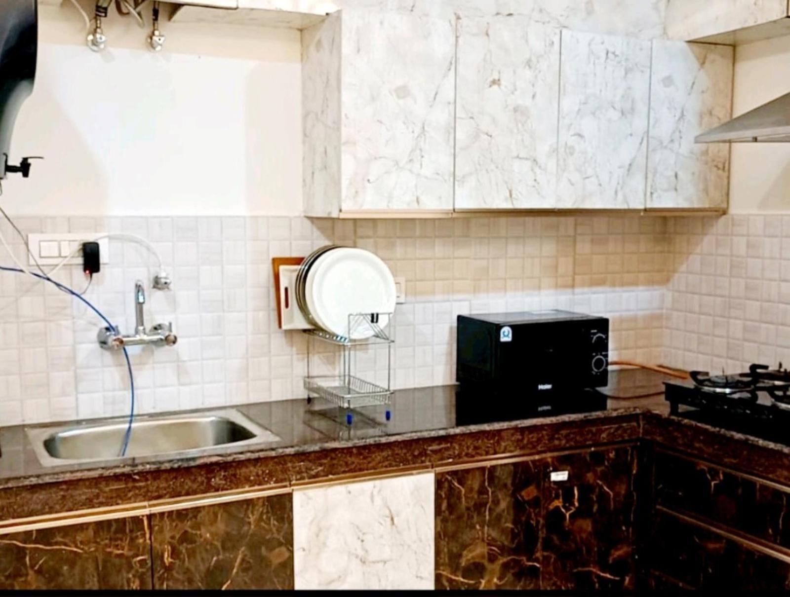 Yogvan Luxury 1bhk Tapovan Apartment *