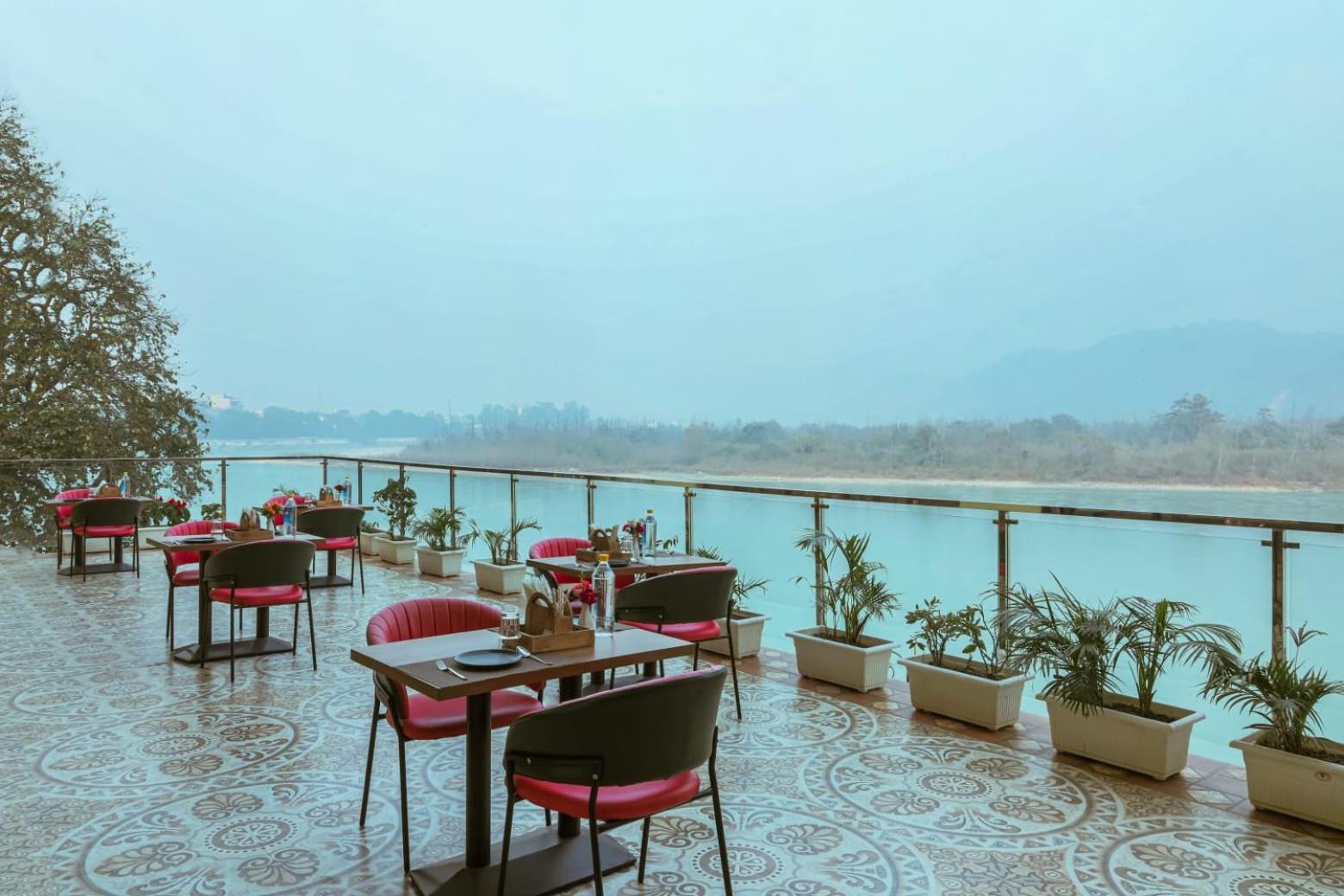 The Neeraj Naturecure On Ganga Rishikesh