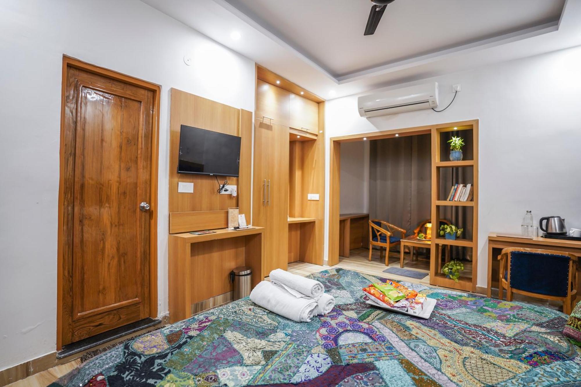 Tripli Ayushman Retreat Hotel