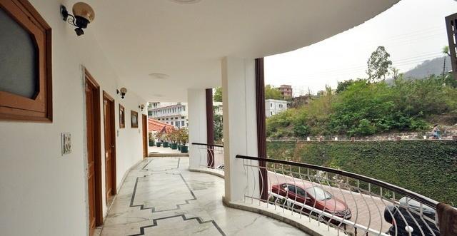 Tapovan Retreat Rishikesh
