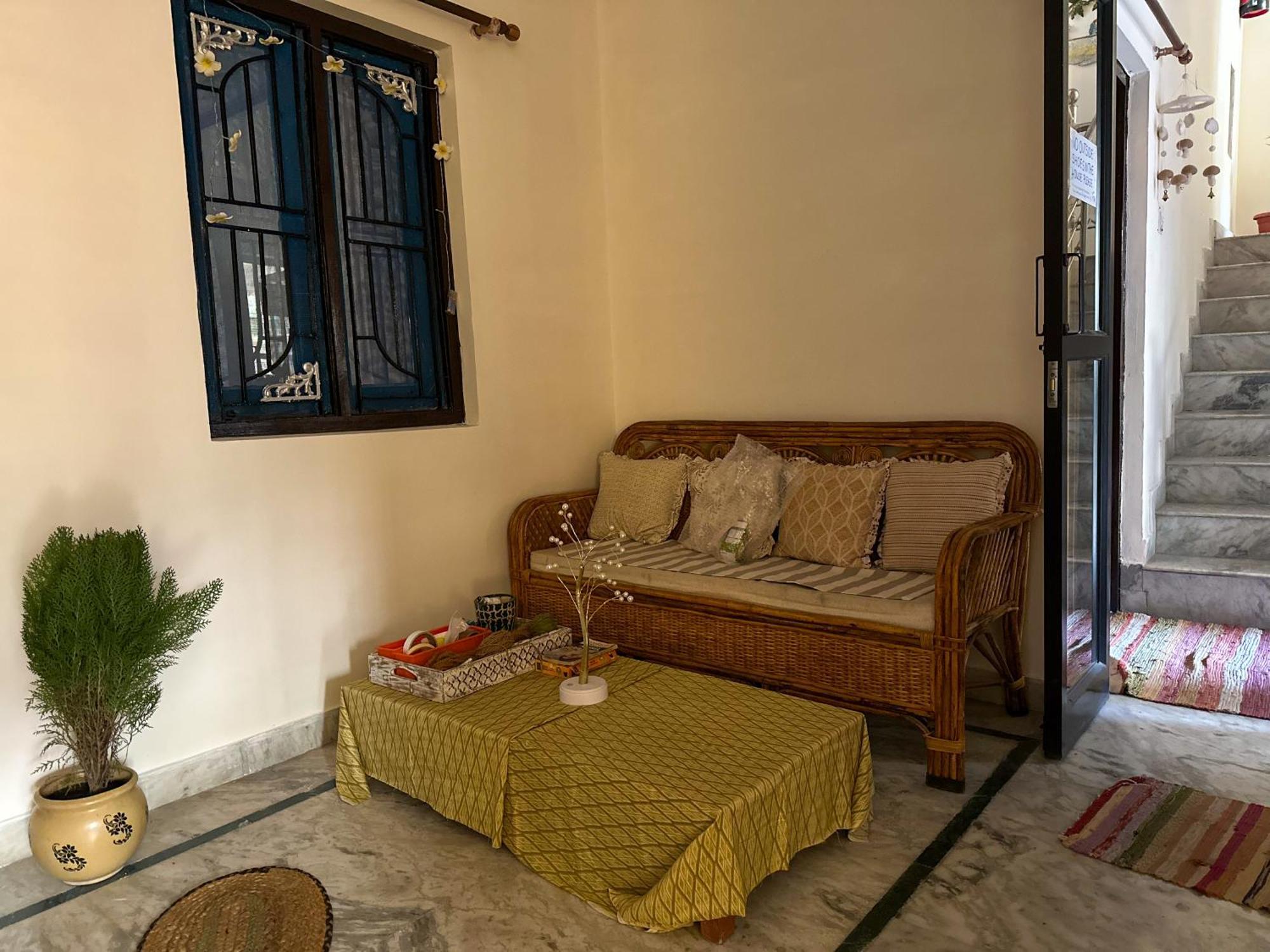 Leela Hatha Hostel *
