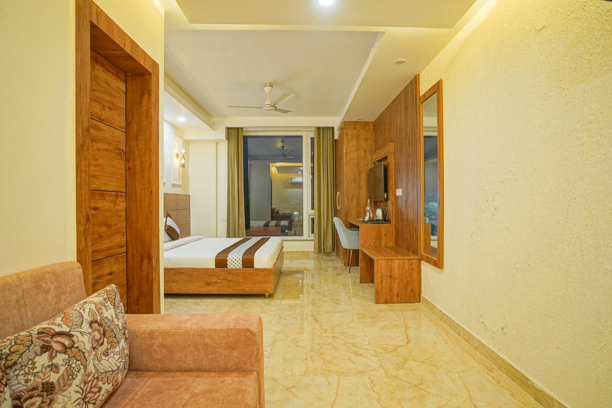 Nirvana Bliss, Behind Parmarth Niketan 3* Rishikesh