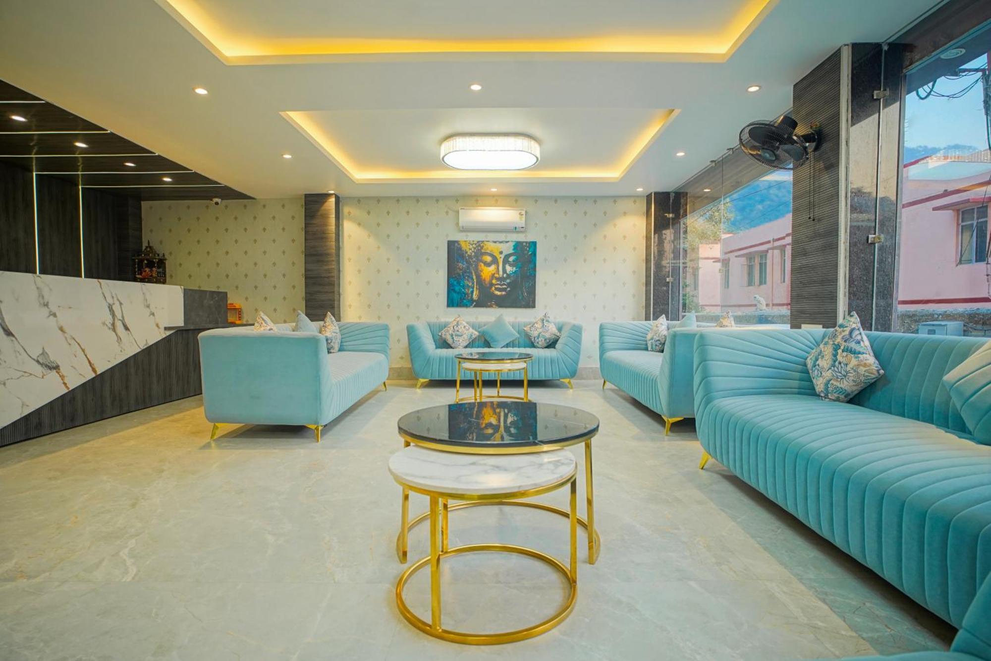 Nirvana Bliss, Behind Parmarth Niketan Hotel 3*