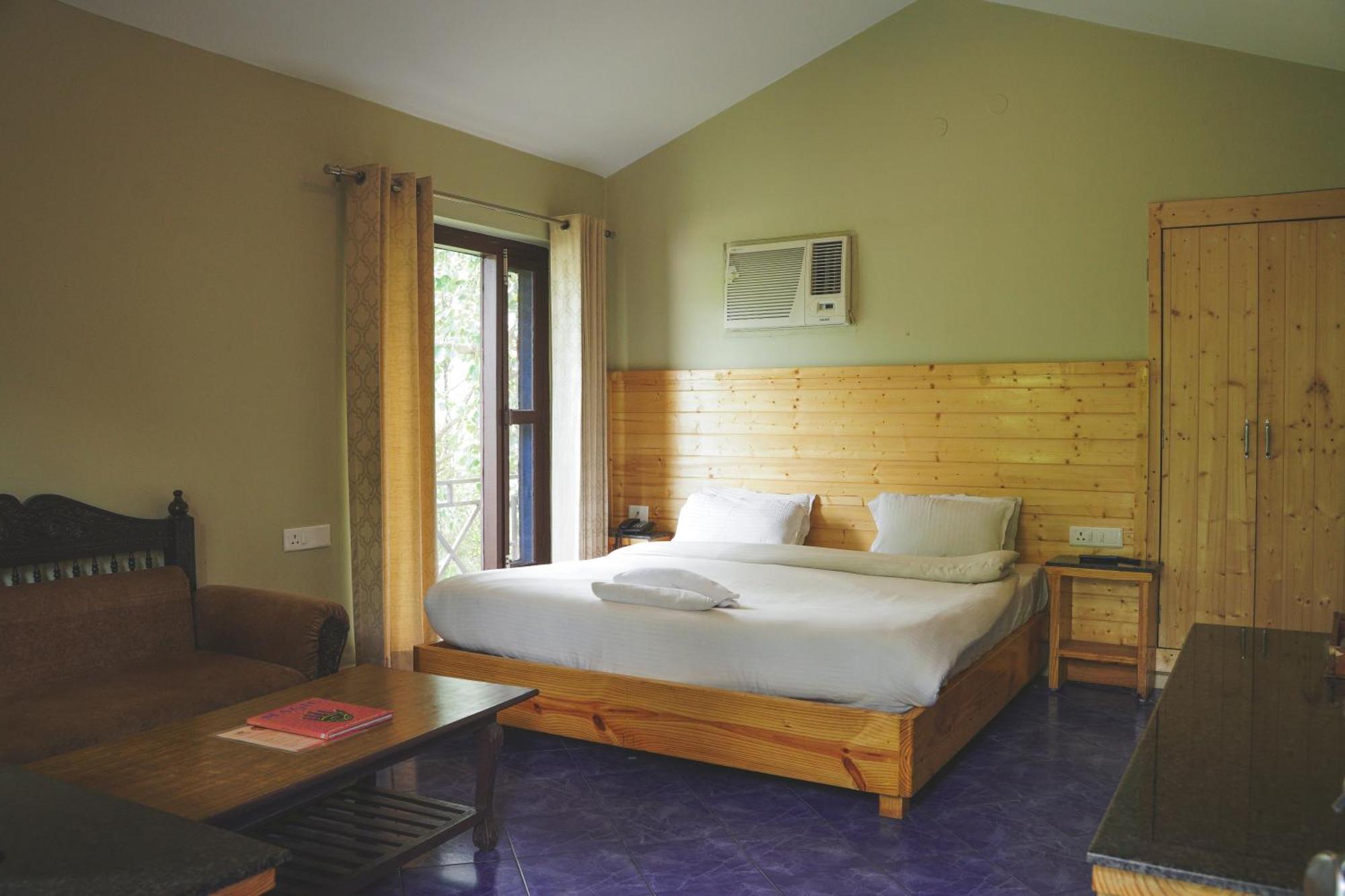 Hotel Swiss And By Salvus 2*