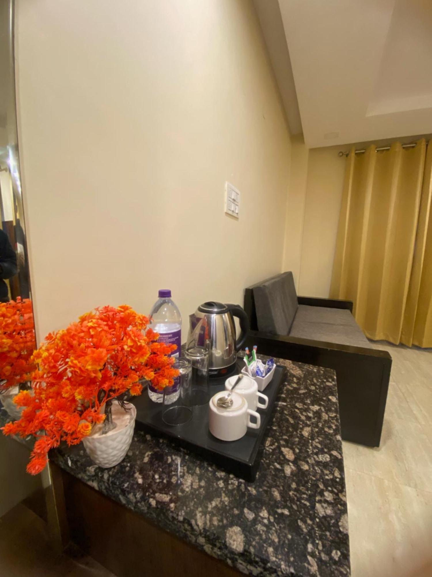 Mj Hills Hotel