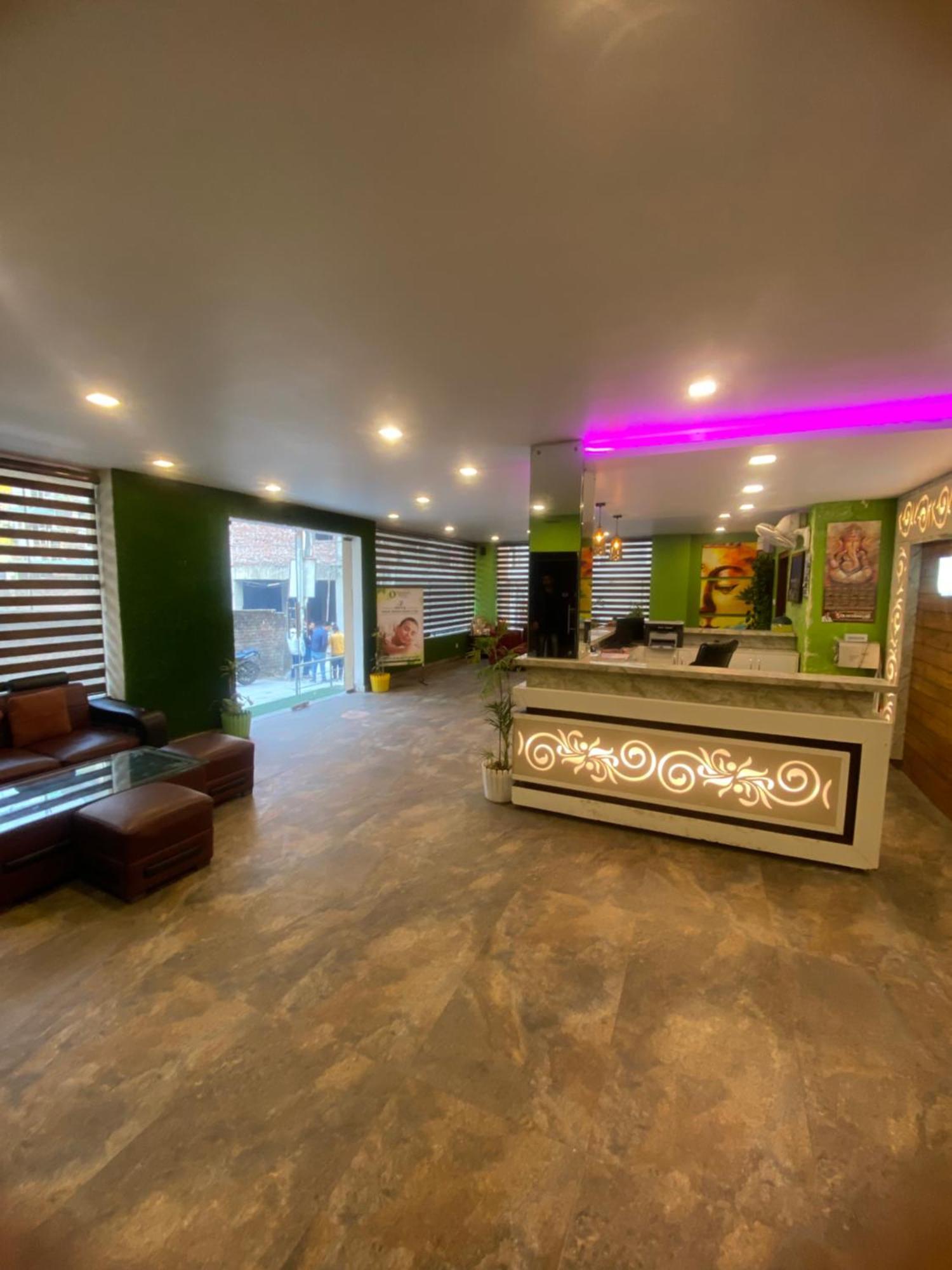 Hotel Mj Hills 4*