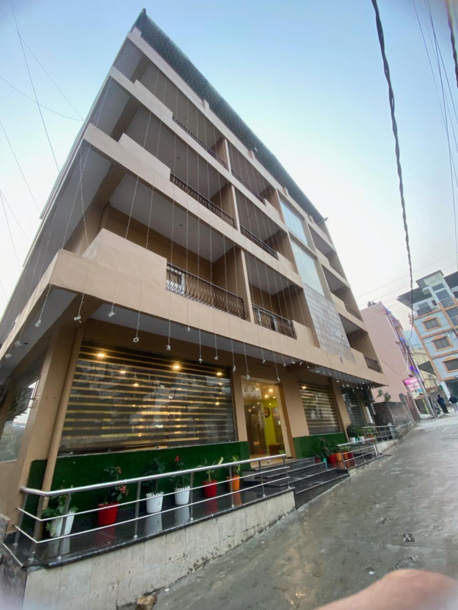 Mj Hills Hotel