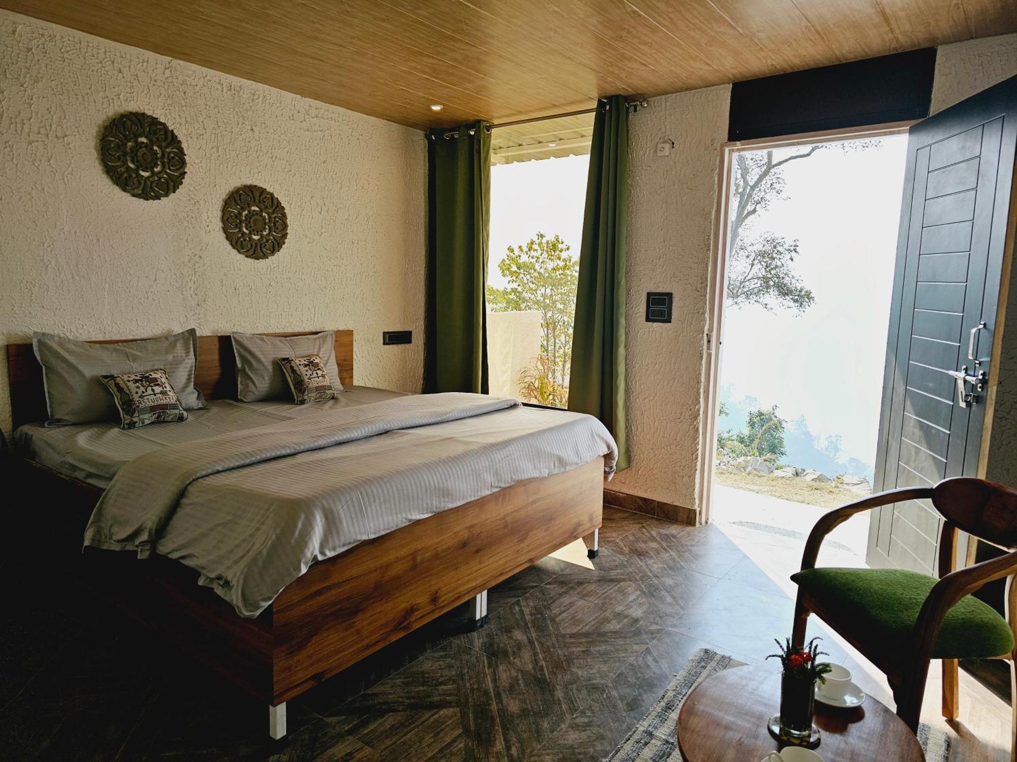 The Sweven Neervan Resort 3*