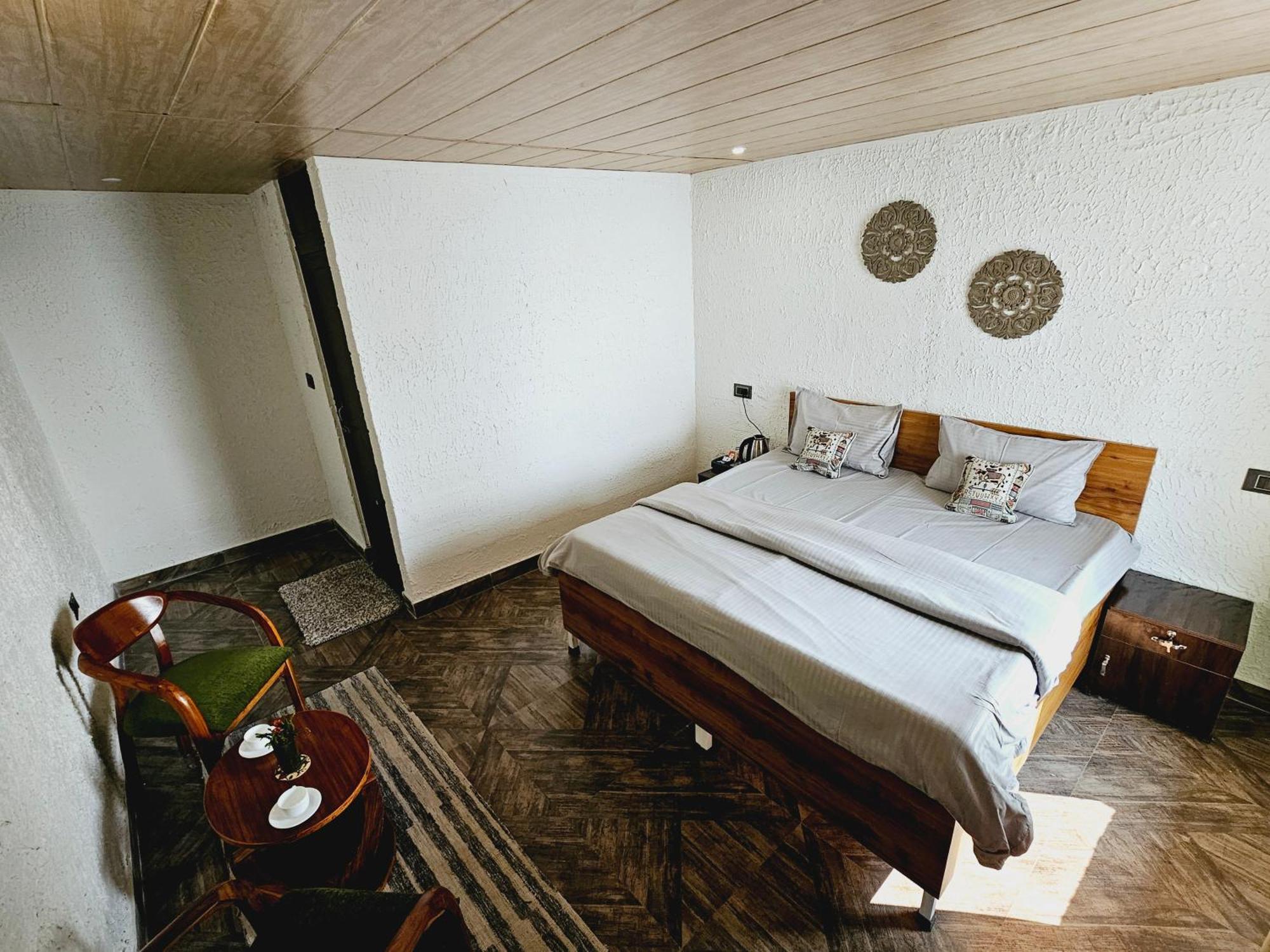 The Sweven Neervan 3* Rishikesh