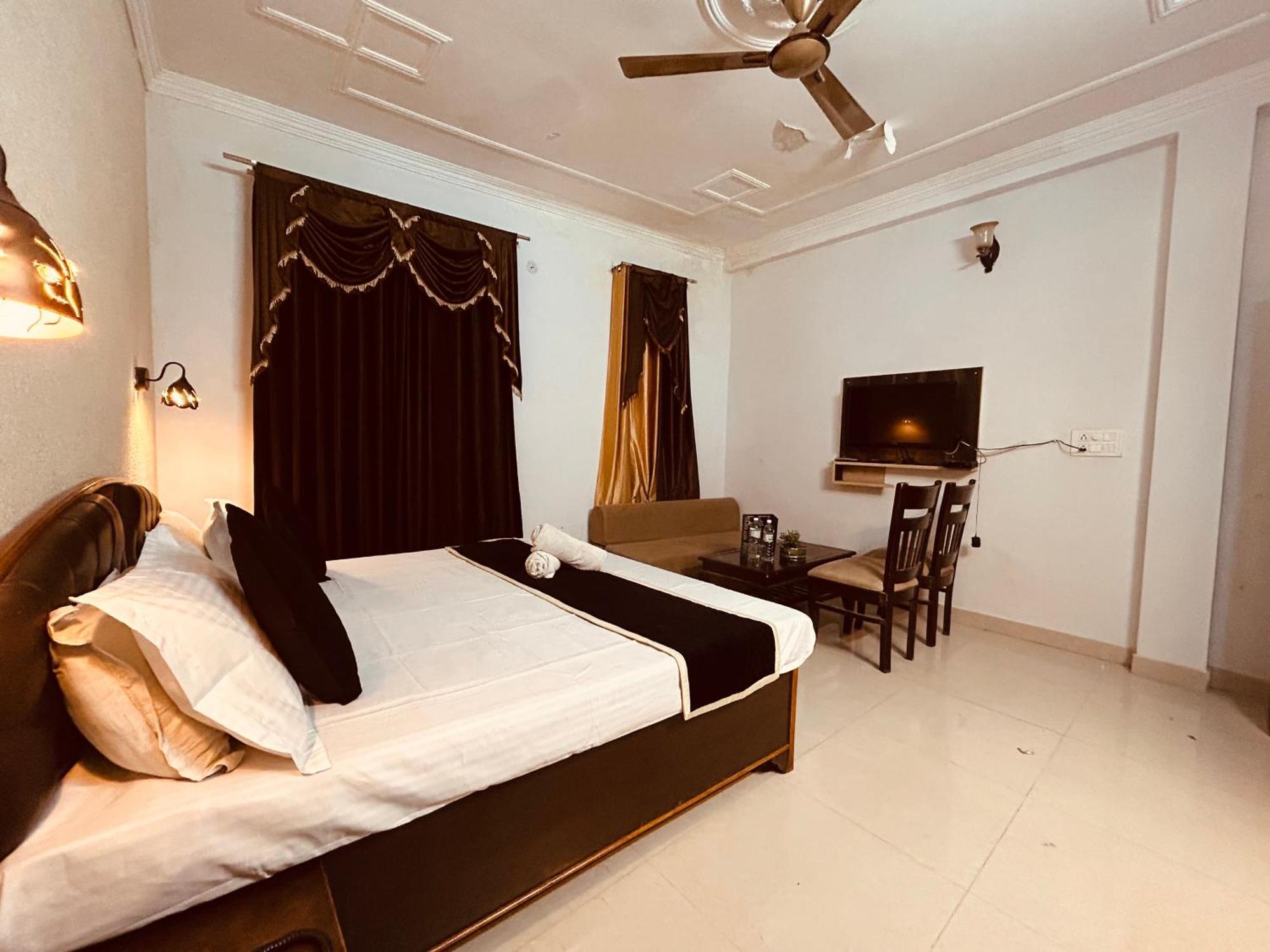 4 - Rated And Awarded In Rishikesh