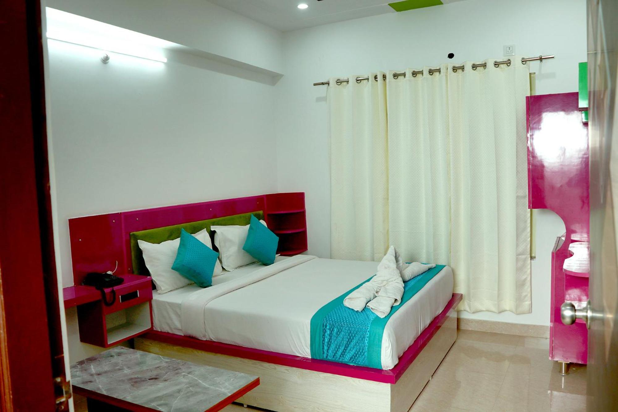 Fabhotel Divine Dev Darshan Valley 3*