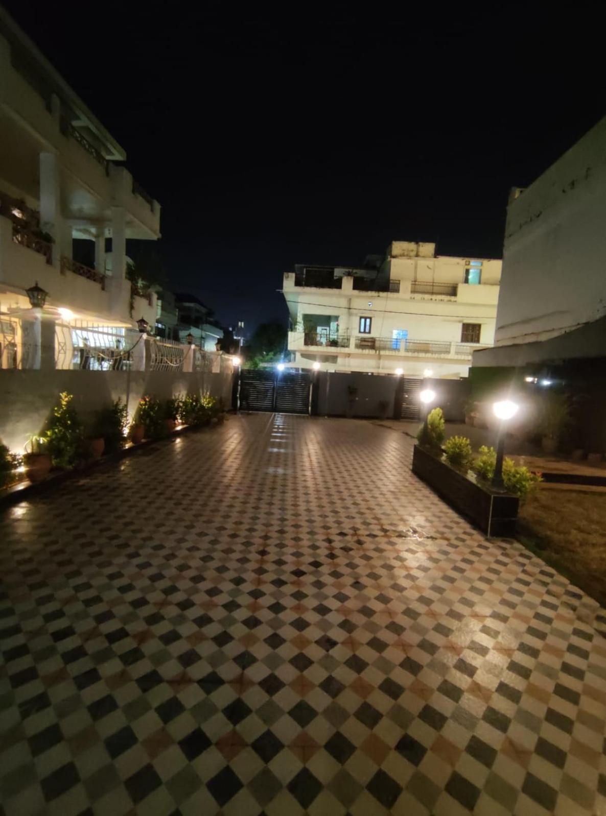 The Rampal's Ganga Panoramic Guest house