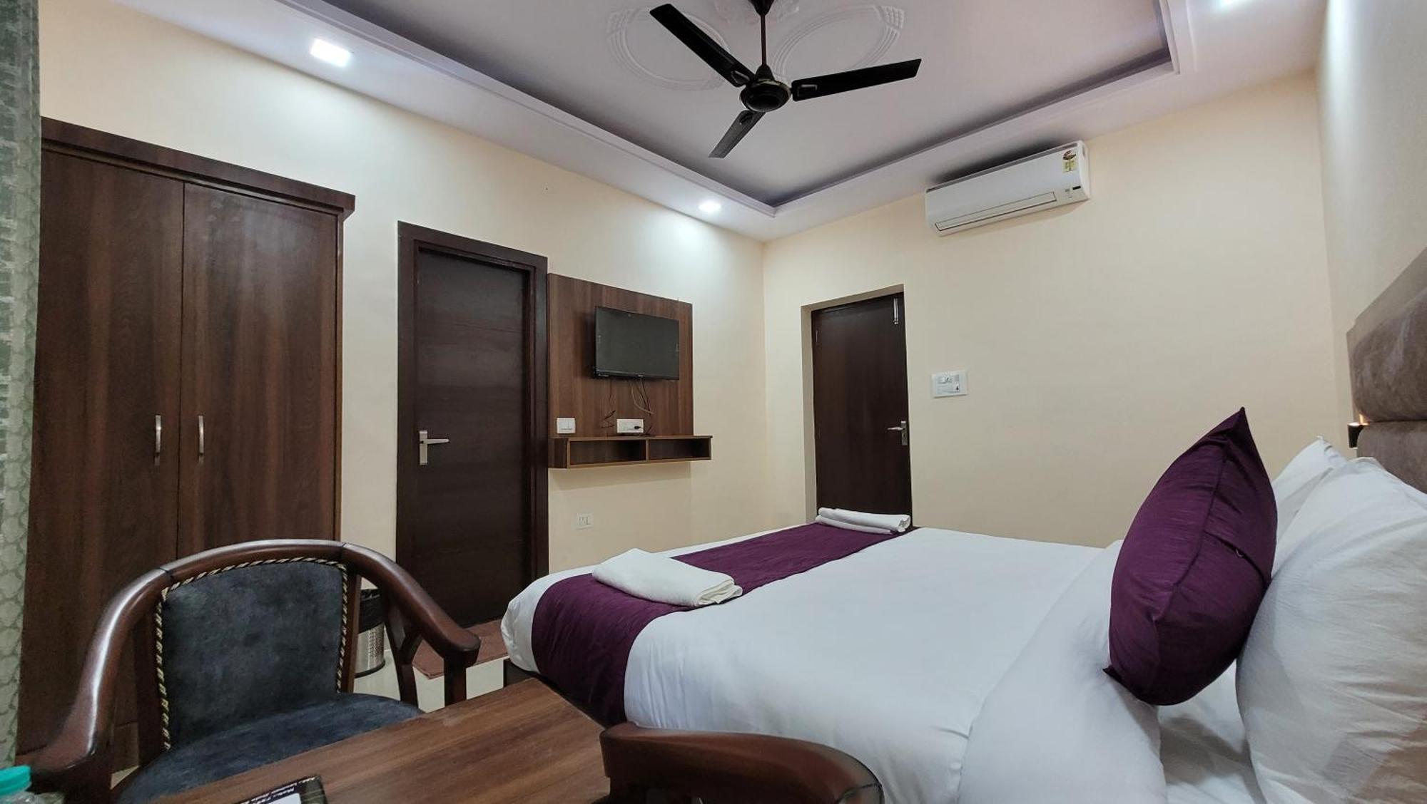 Keshav Nandan By The Shivaay Hotel 3*