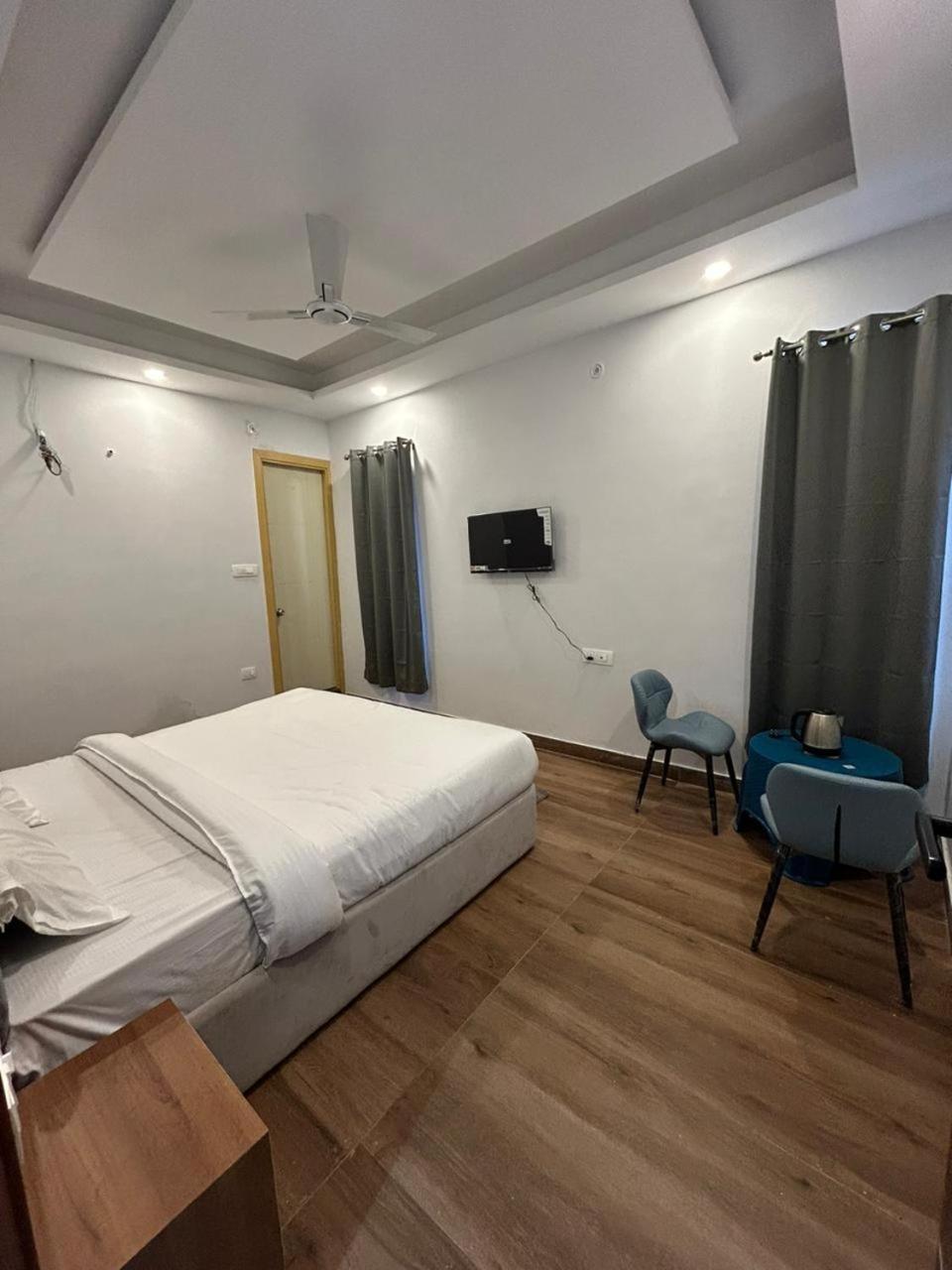 Devlok Homes Hotel Rishikesh