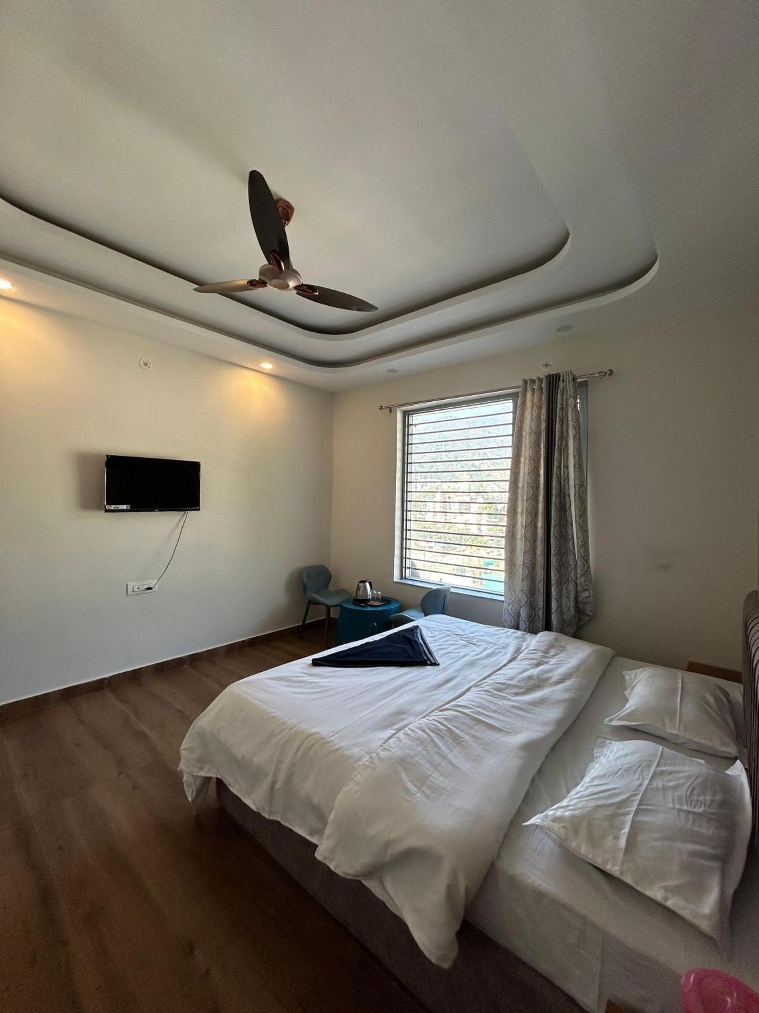 Hotel Devlok Homes Rishikesh