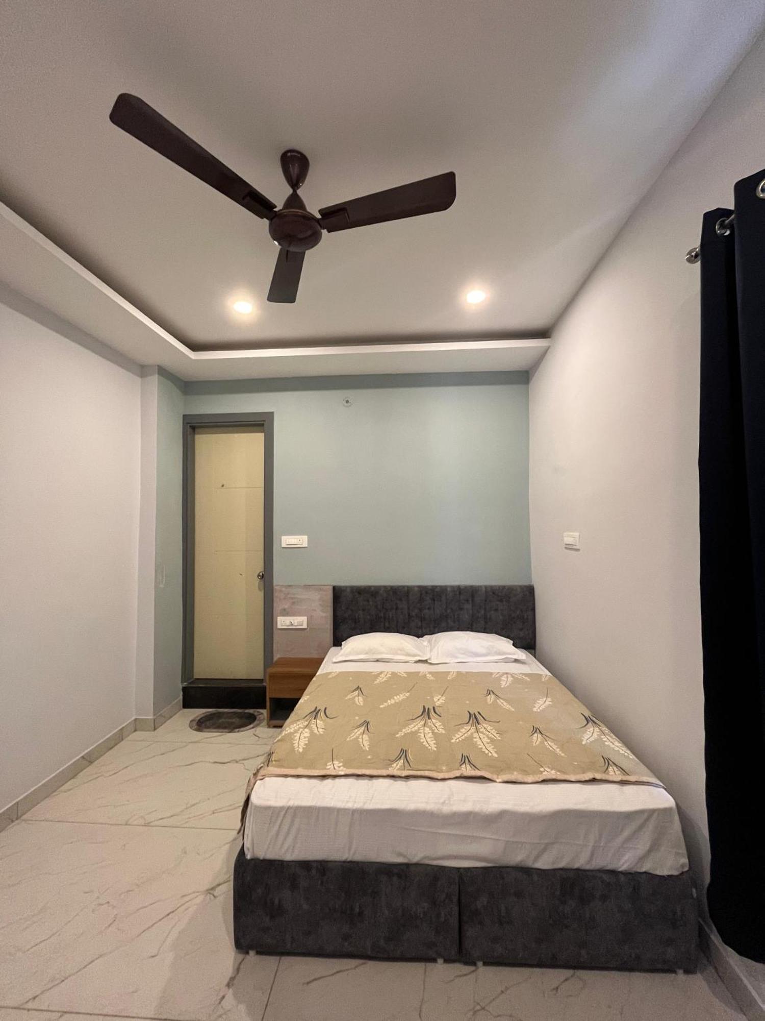 Hotel Devlok Homes Rishikesh