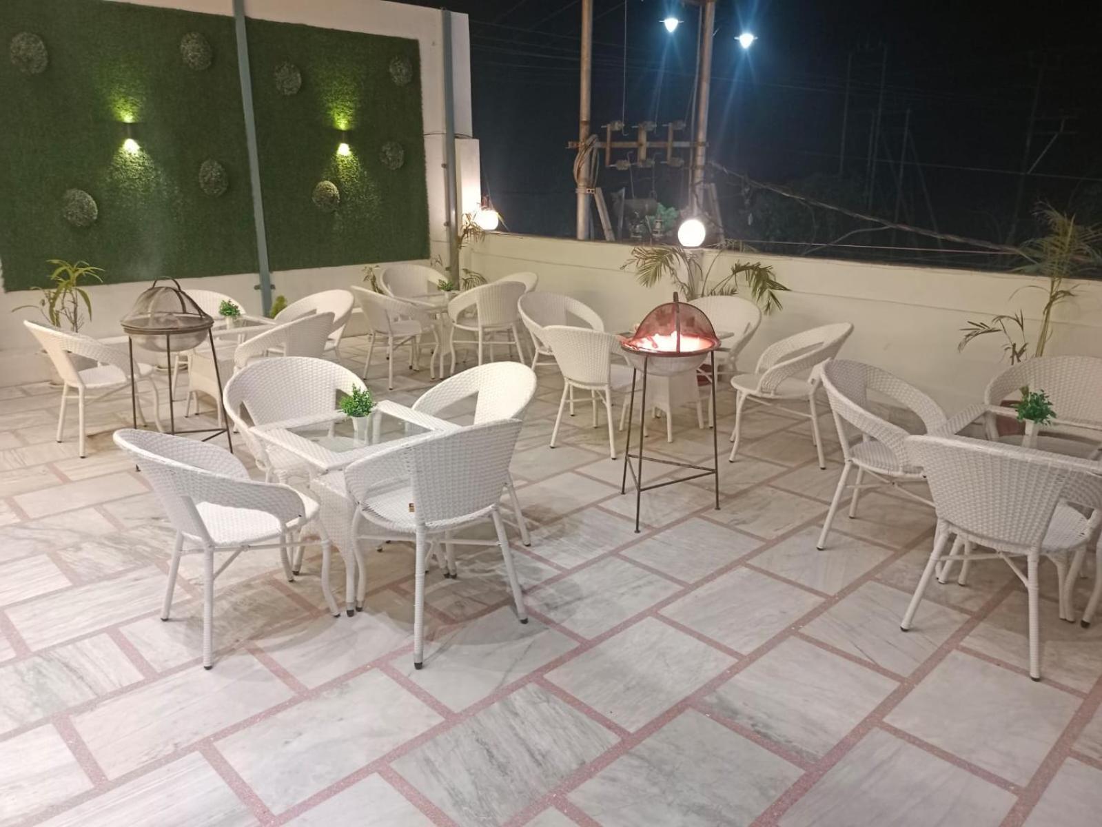 Hotel Mahadev Rishikesh