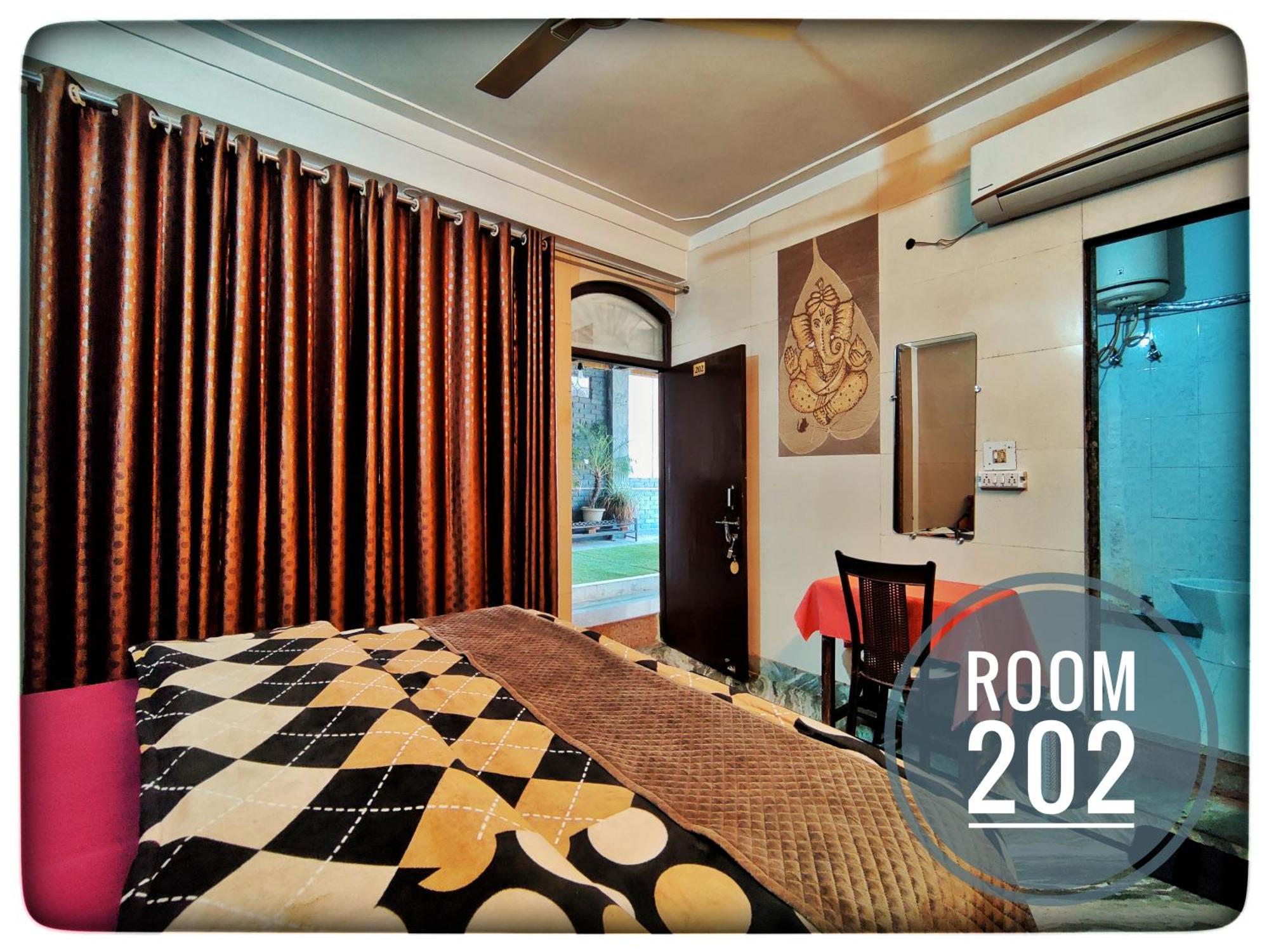 Shri Ganga View Guest house