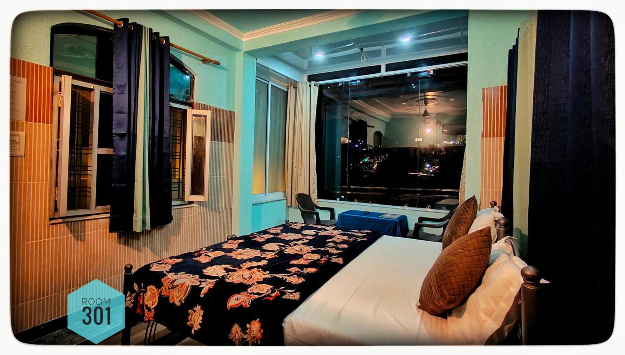Shri Ganga View Guest house *