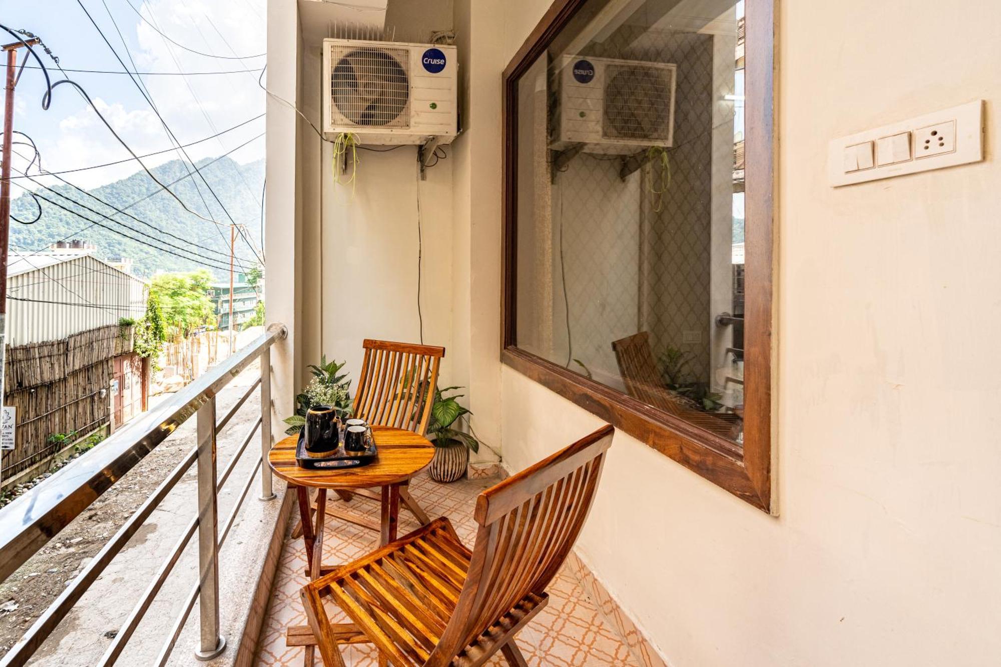 Homlee - Hill View Luxury Apartment