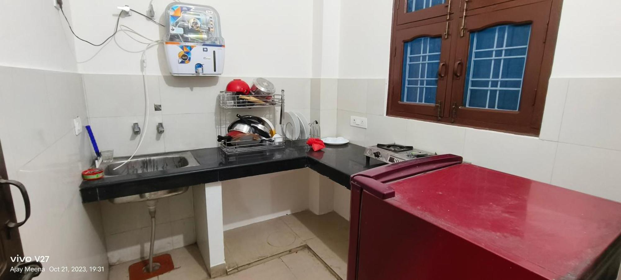 Hostel Ensquare - 2 Bedroom Mountain View With Kitchen, Rooftop Cafe, Live Music *
