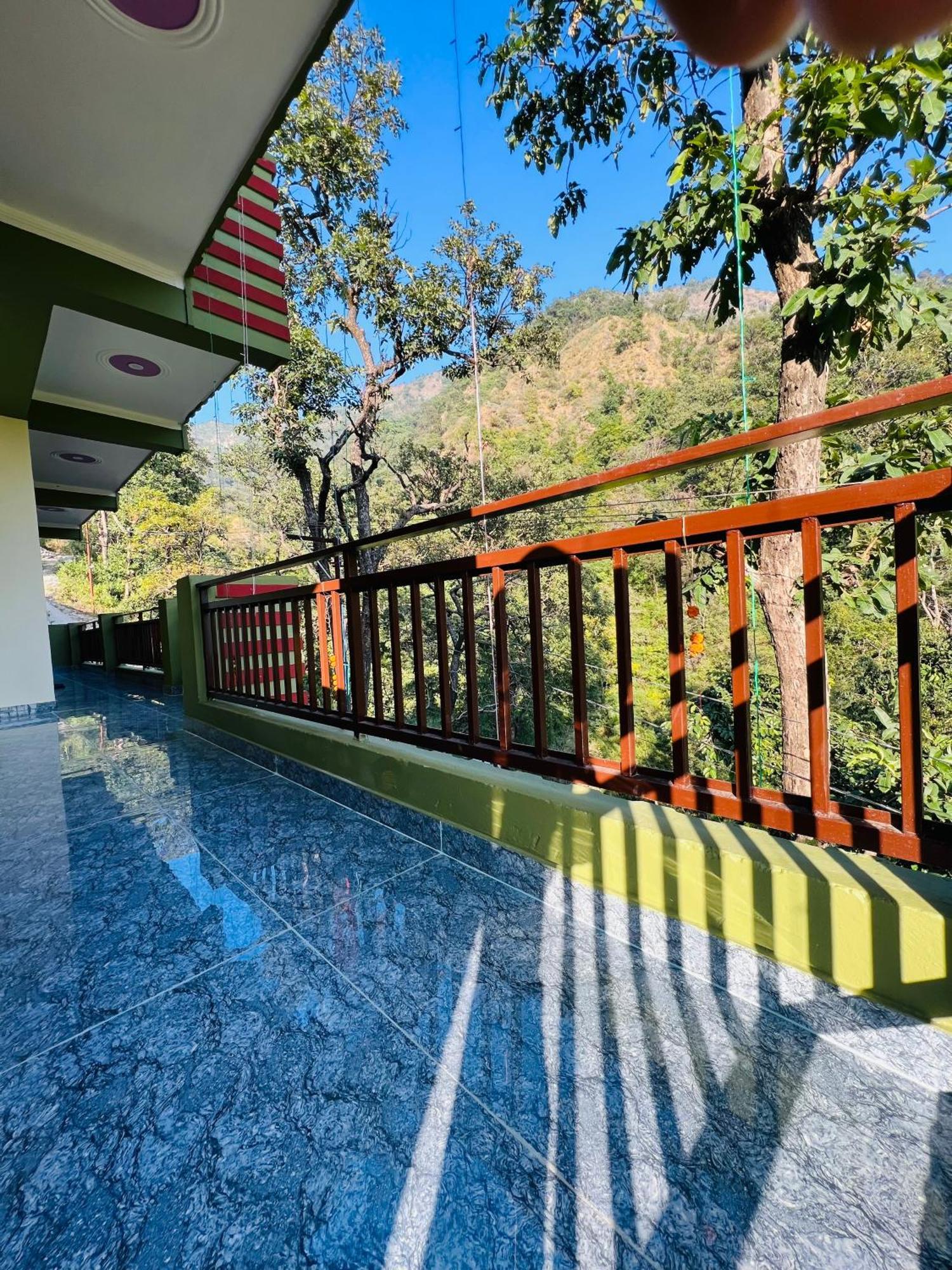 Shiv Shakti Yogpeeth Lodge Rishikesh
