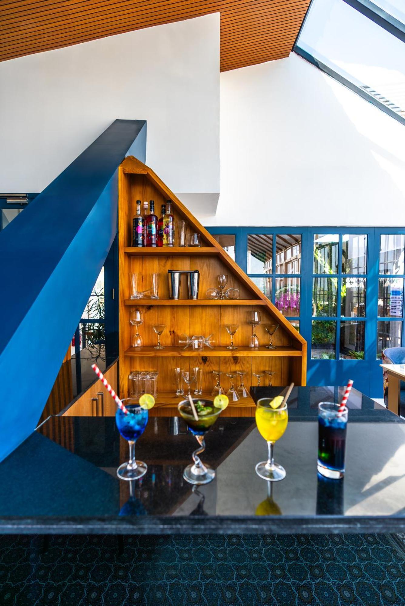 Clarks Express, Hotel 3*