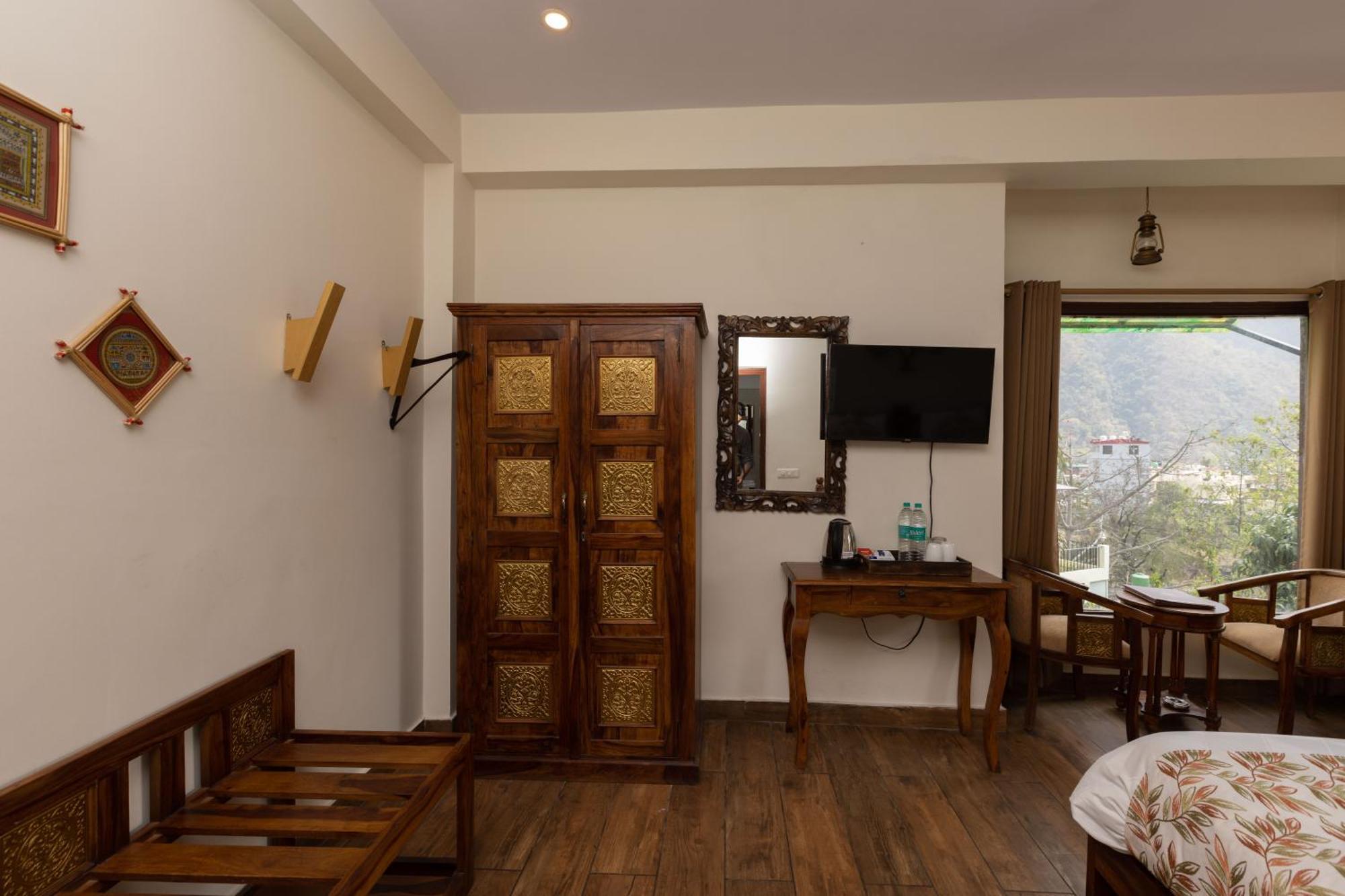 Yogved Hospitality & Hotel Rishikesh