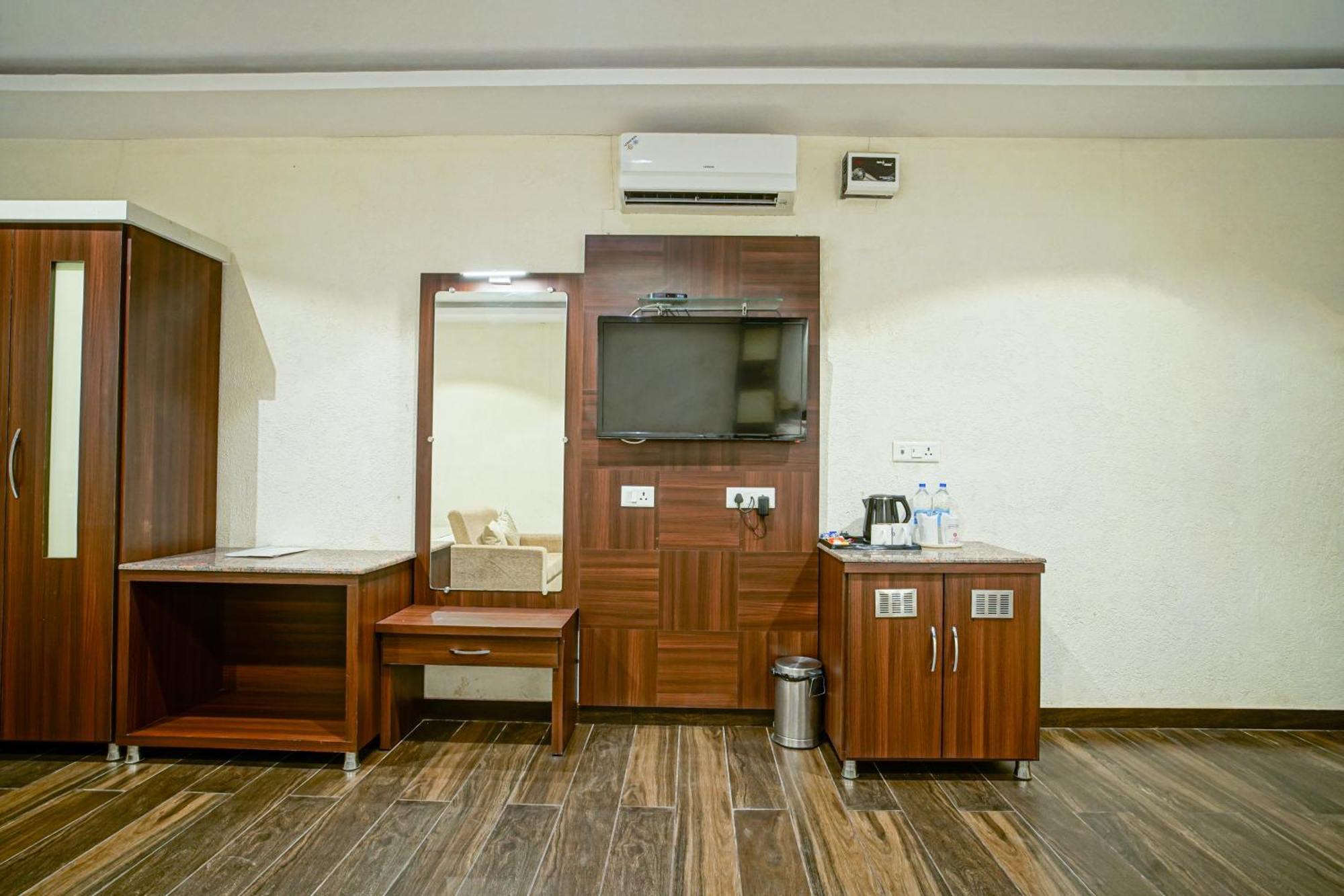 The Grand Shiva And 4* Rishikesh