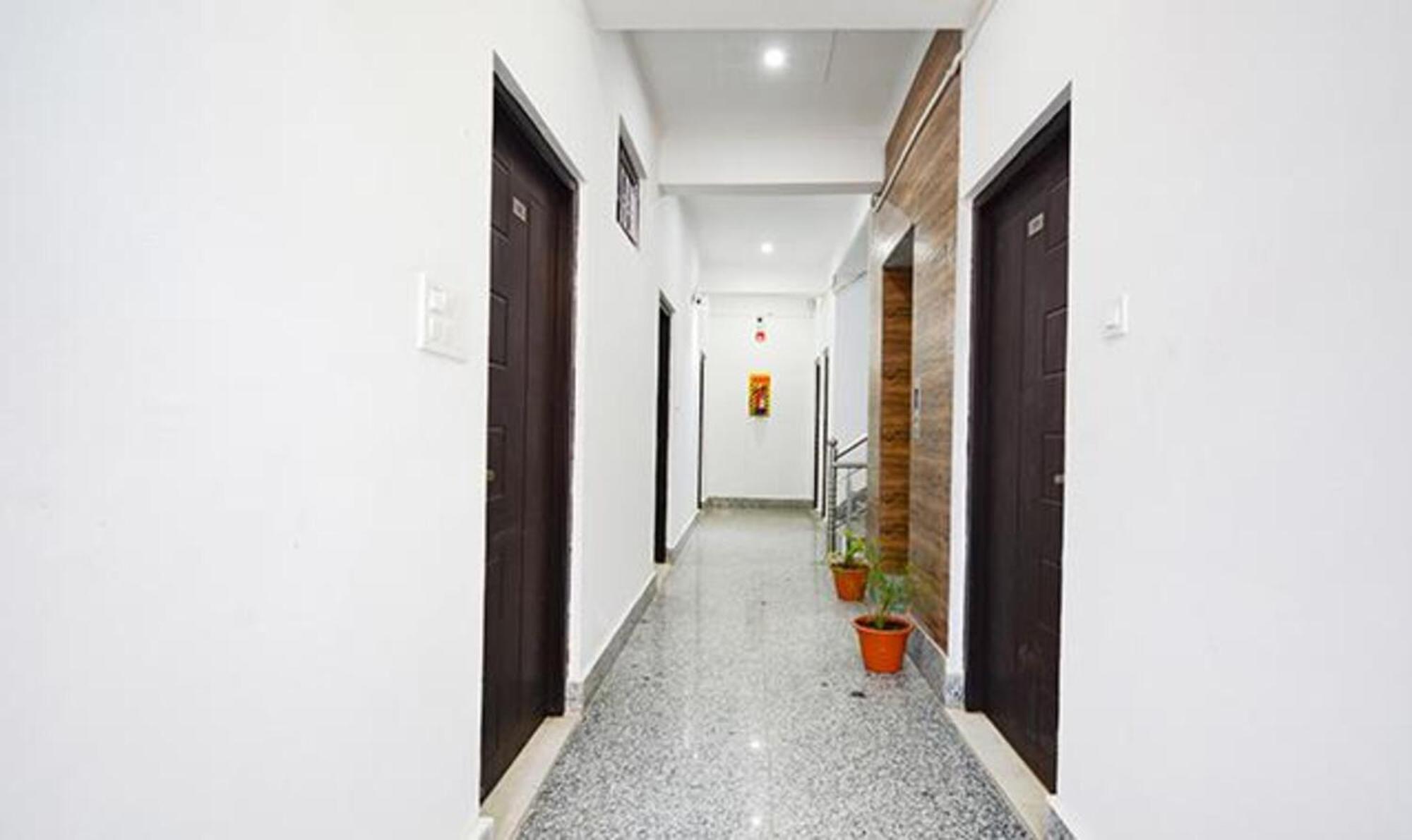 Hotel Fabhotel Yamunotri Retreat, Tapovan