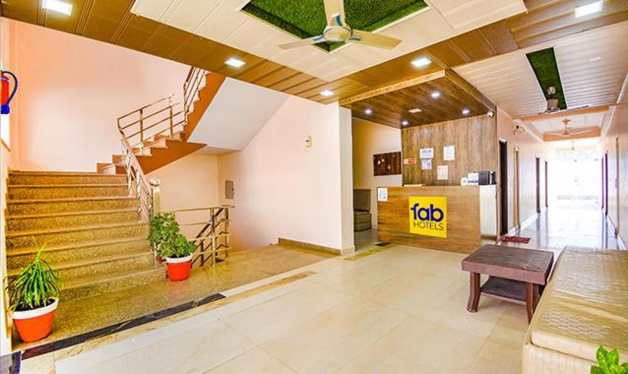 Fabhotel Yamunotri Retreat, Tapovan 3*