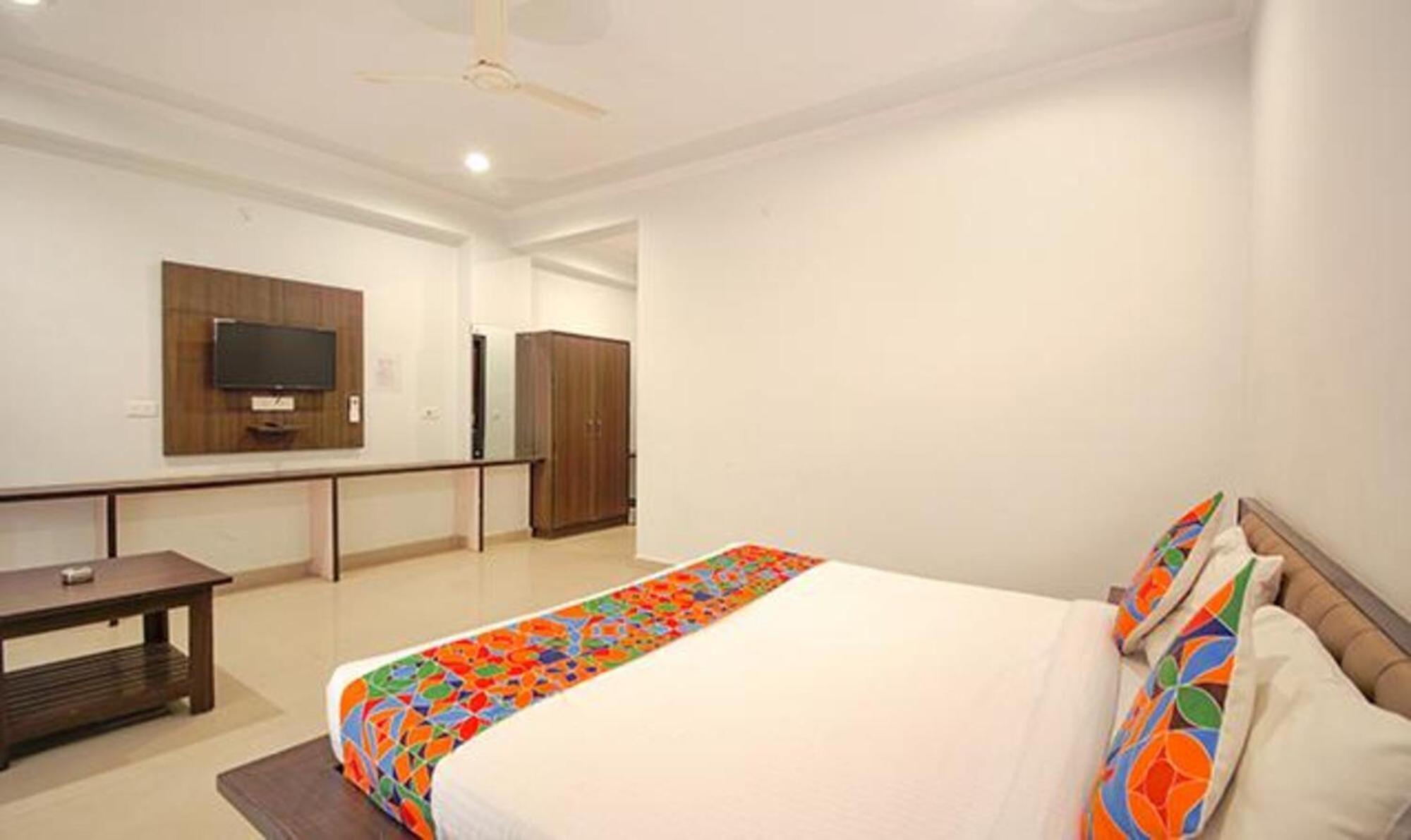 Fabhotel Yamunotri Retreat, Tapovan Hotel