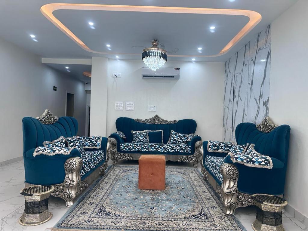 Hotel Yog Safari, Behind Parmarth Niketan Rishikesh