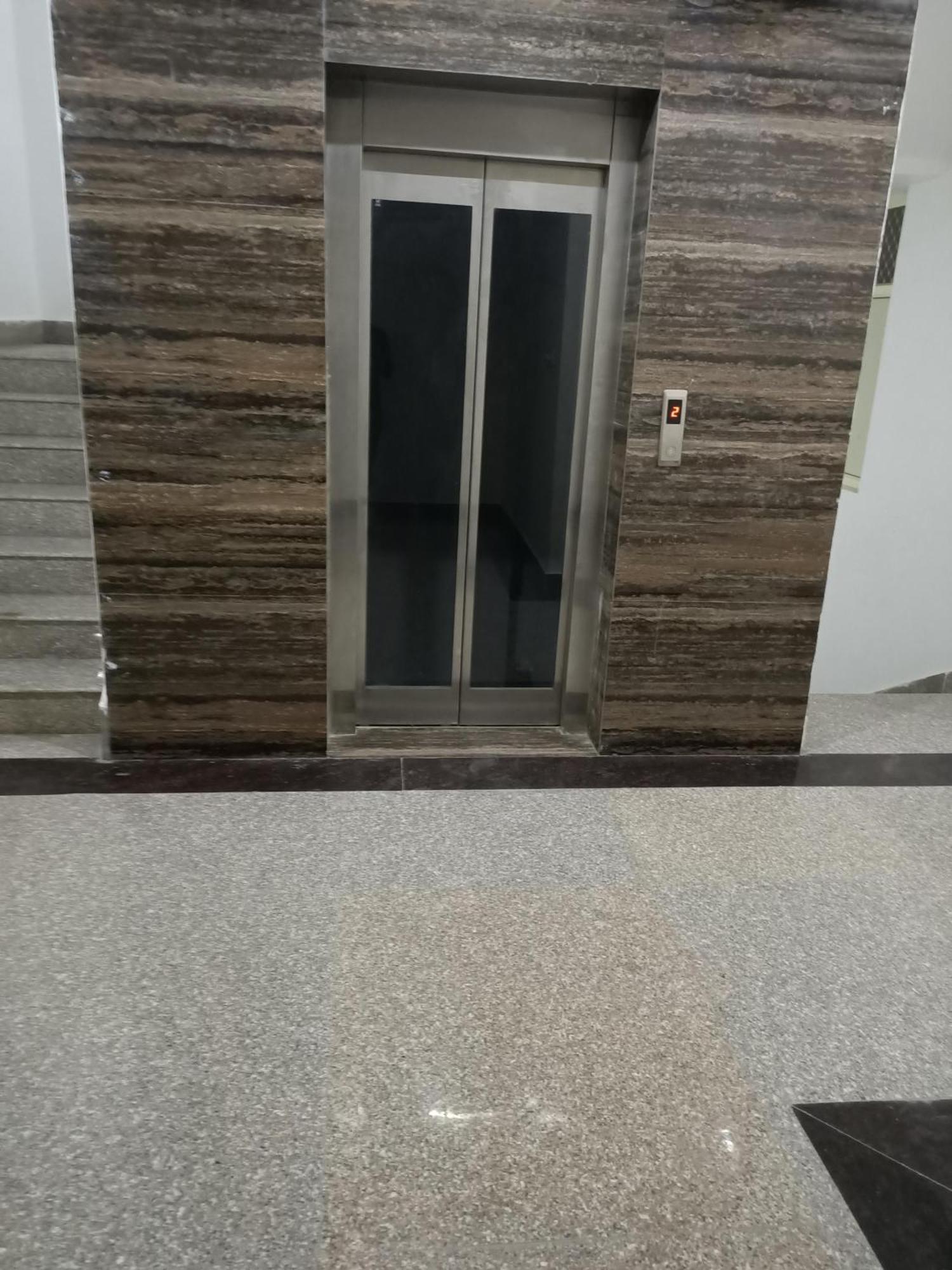 Apartment Budget Friendly 1 Bhk Luxury *