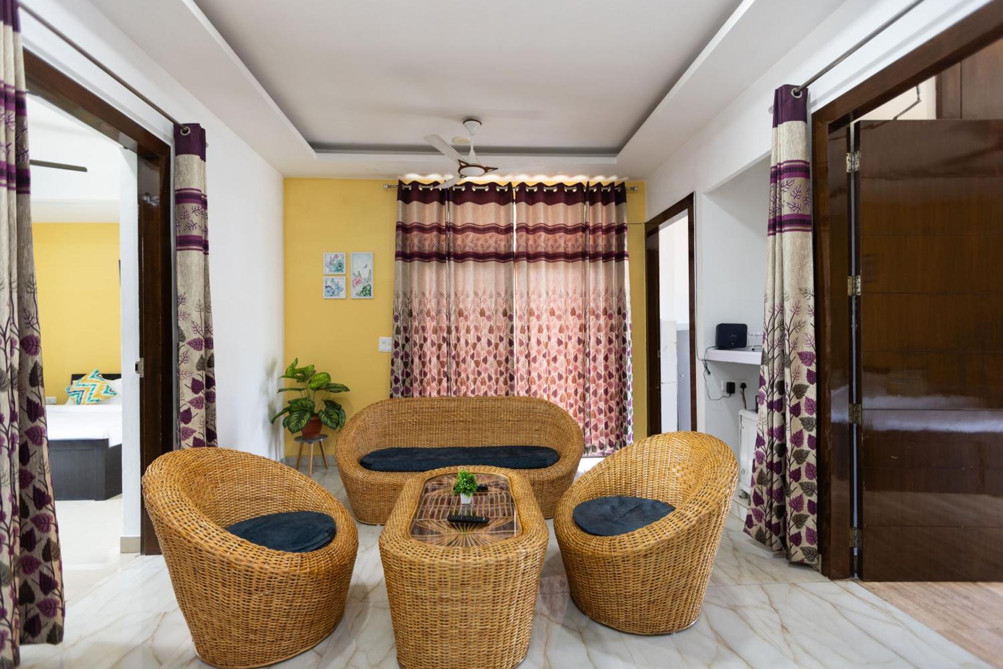 Daisy By Wabi Sabi With Private Balcony Apartment *
