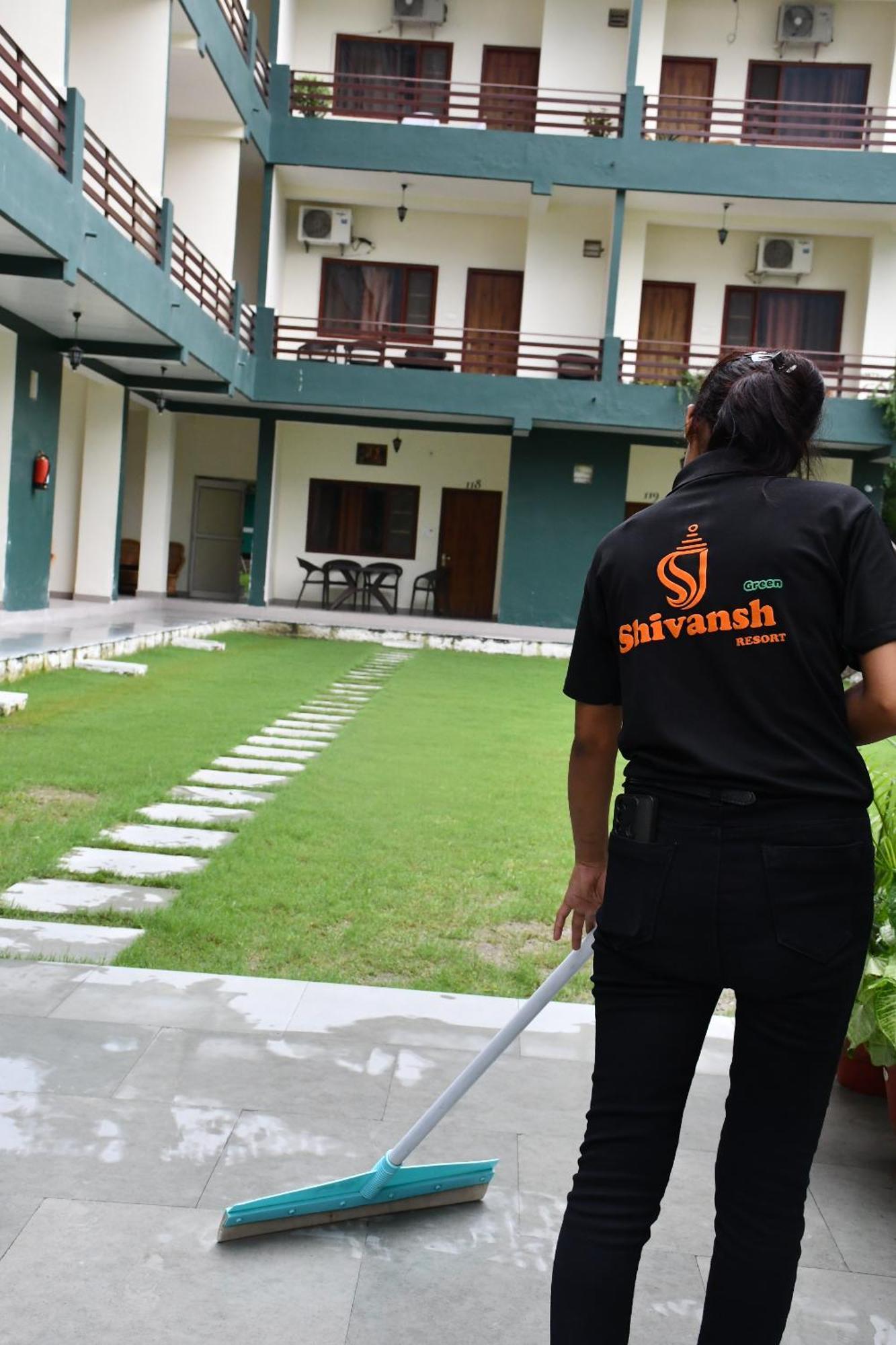 Hotel Shivansh 2*