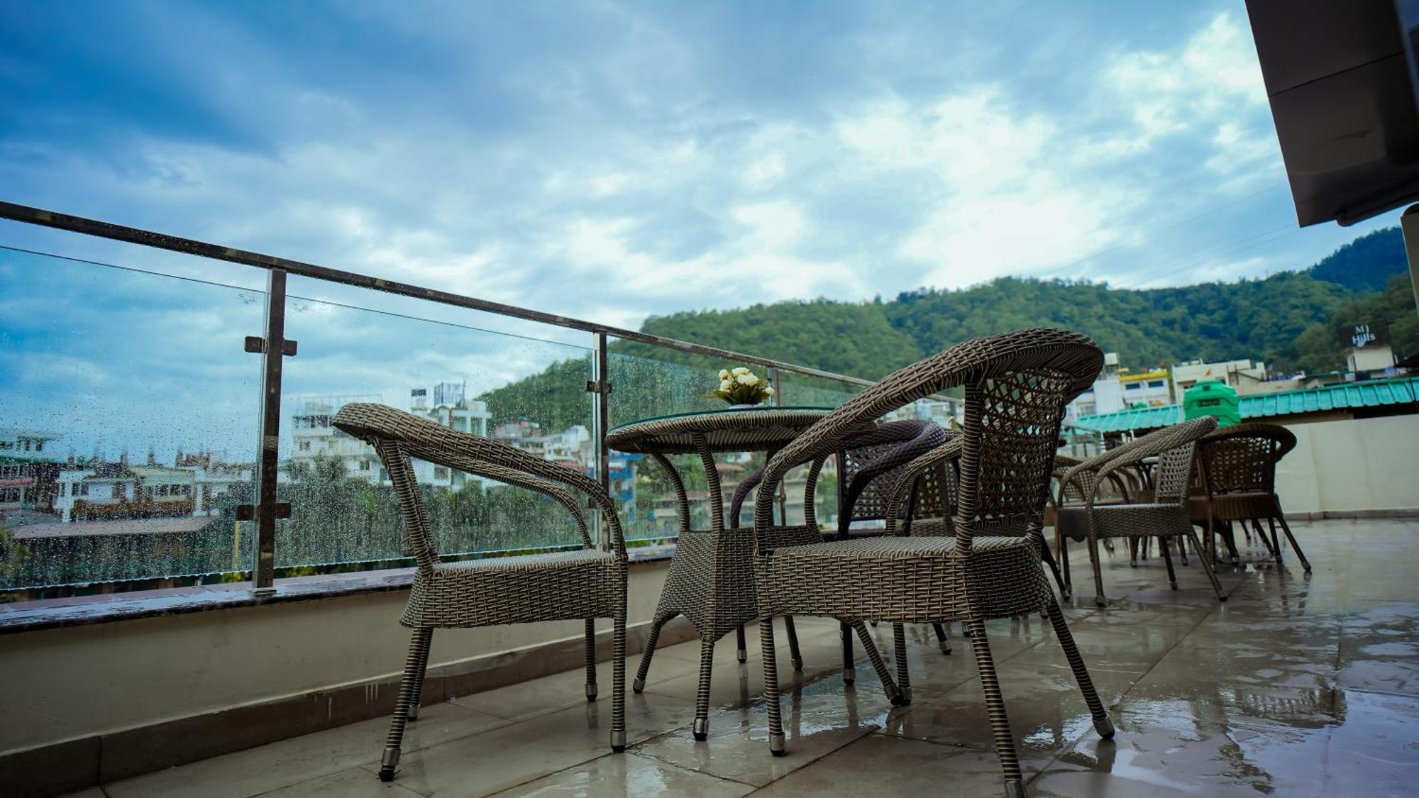 Lords Valley Hotel 4*