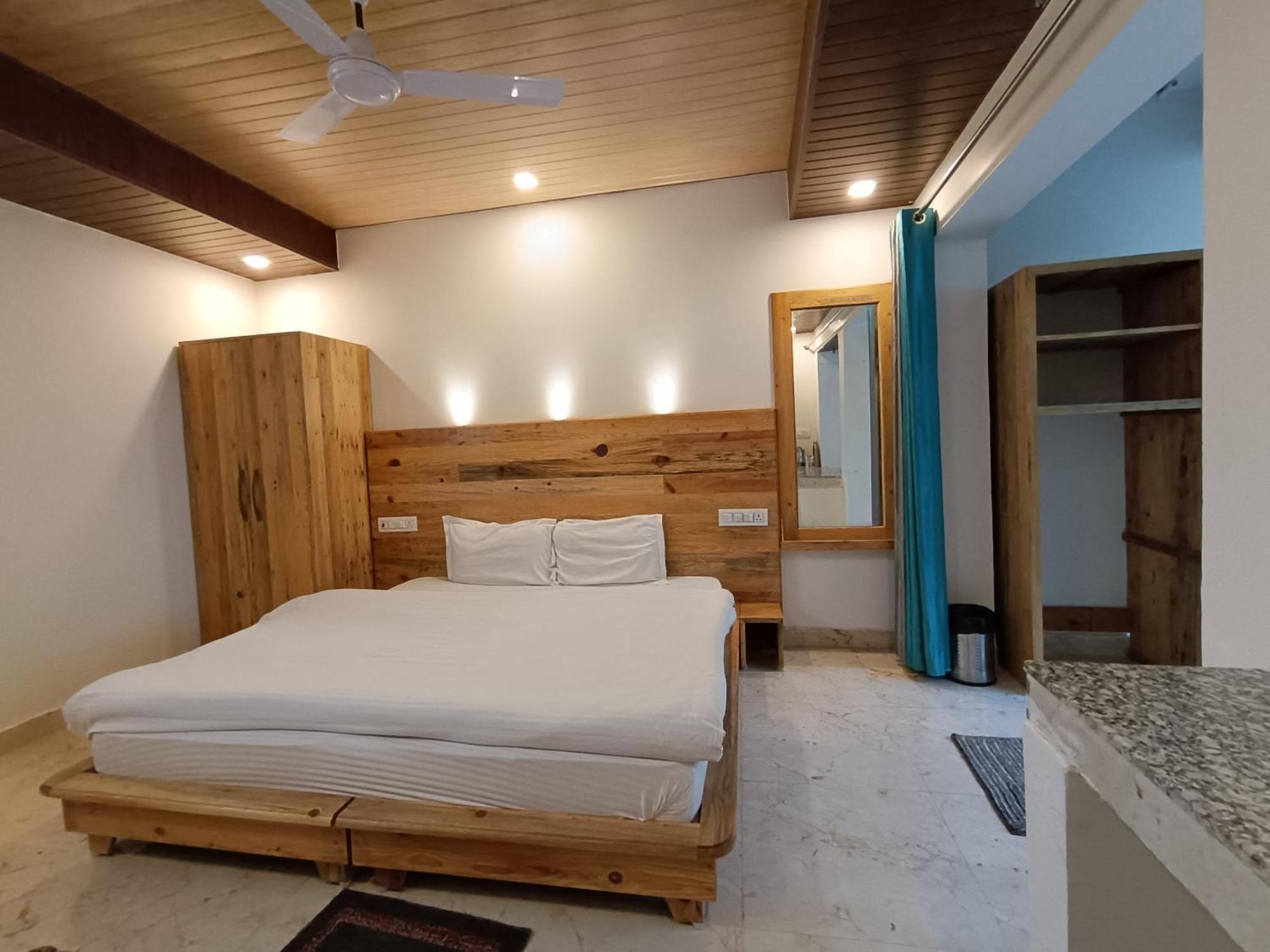Hill Hoppers Hotel Rishikesh