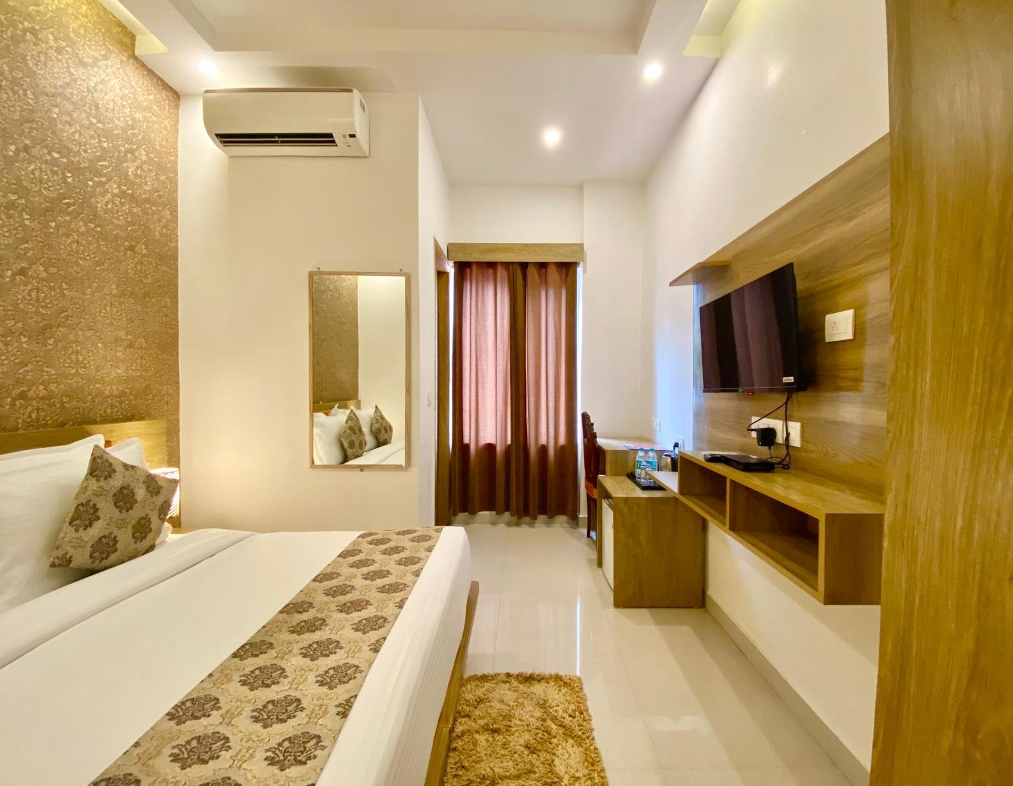 Hotel Arogyadham Wellness Retreat Rishikesh