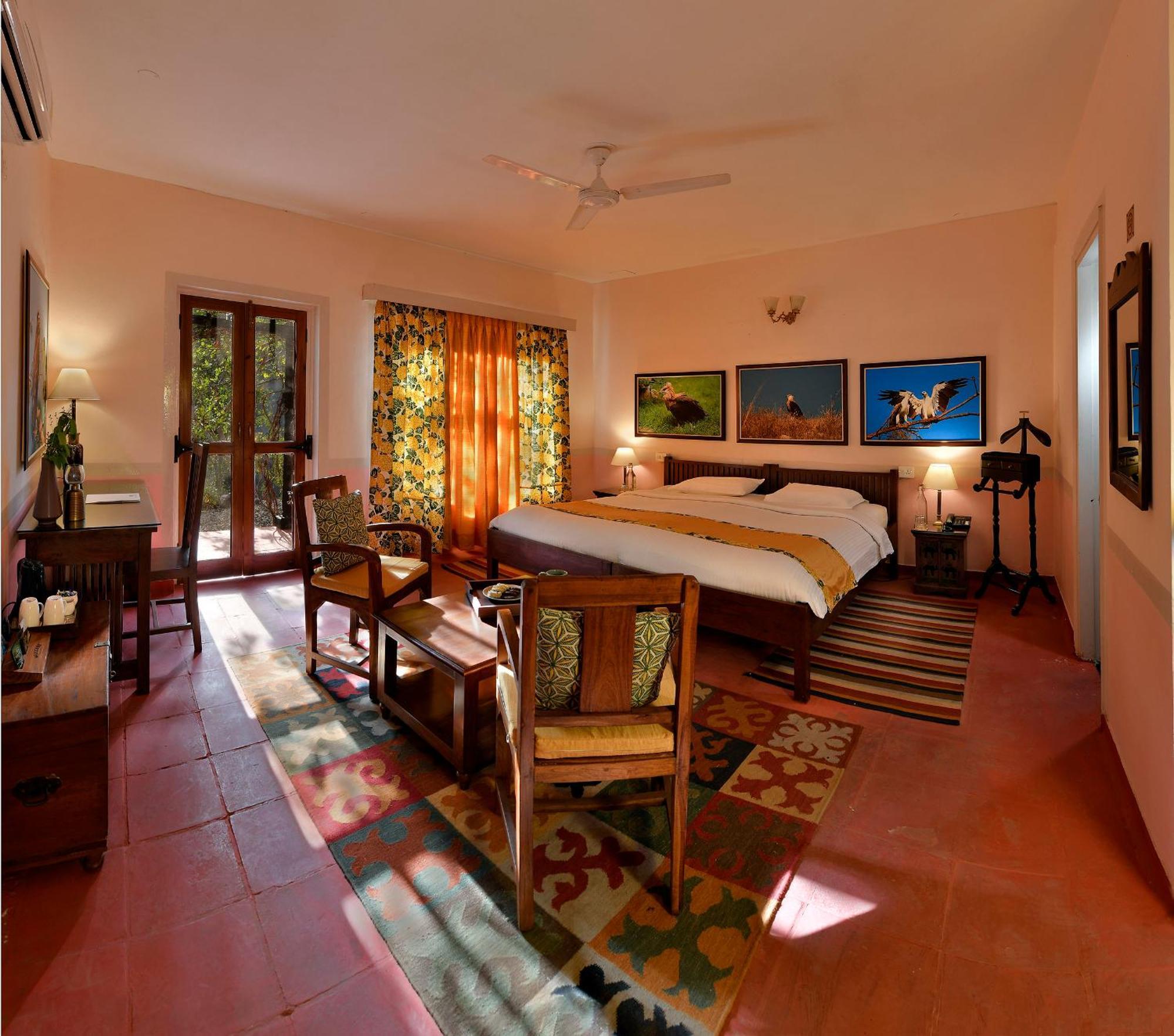 Neemrana's Glasshouse On The Ganges Hotel 4*