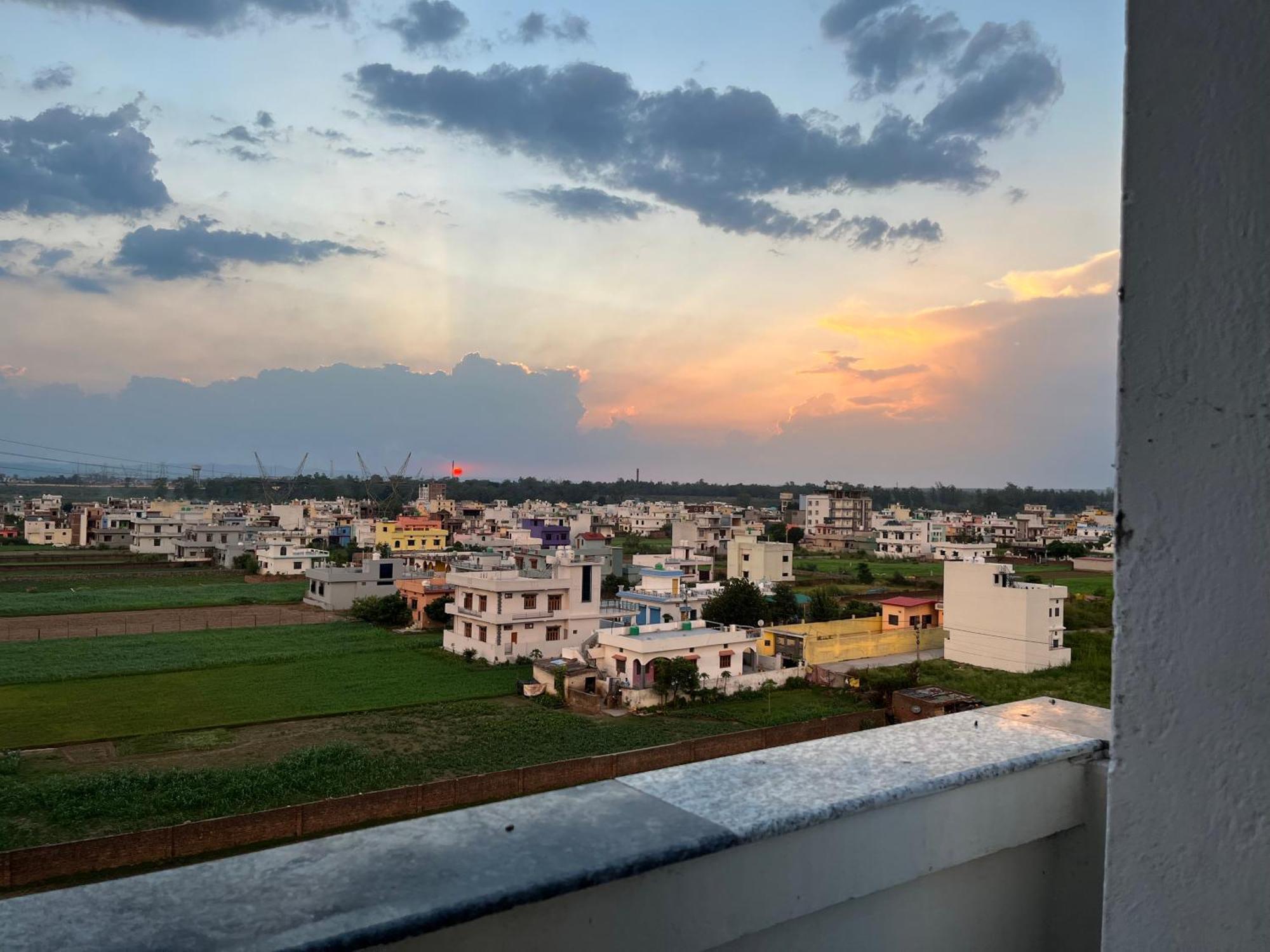 Ananta - Luxurious 2bhk Apartment Rishikesh