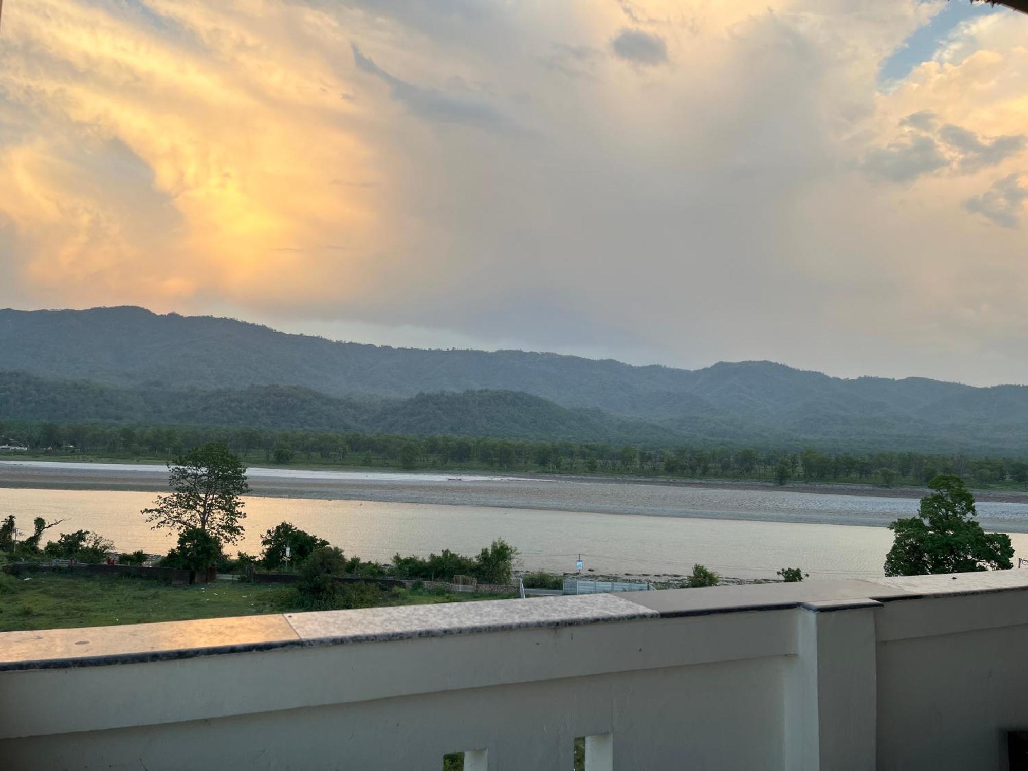 Ananta - Luxurious 2bhk Apartment *