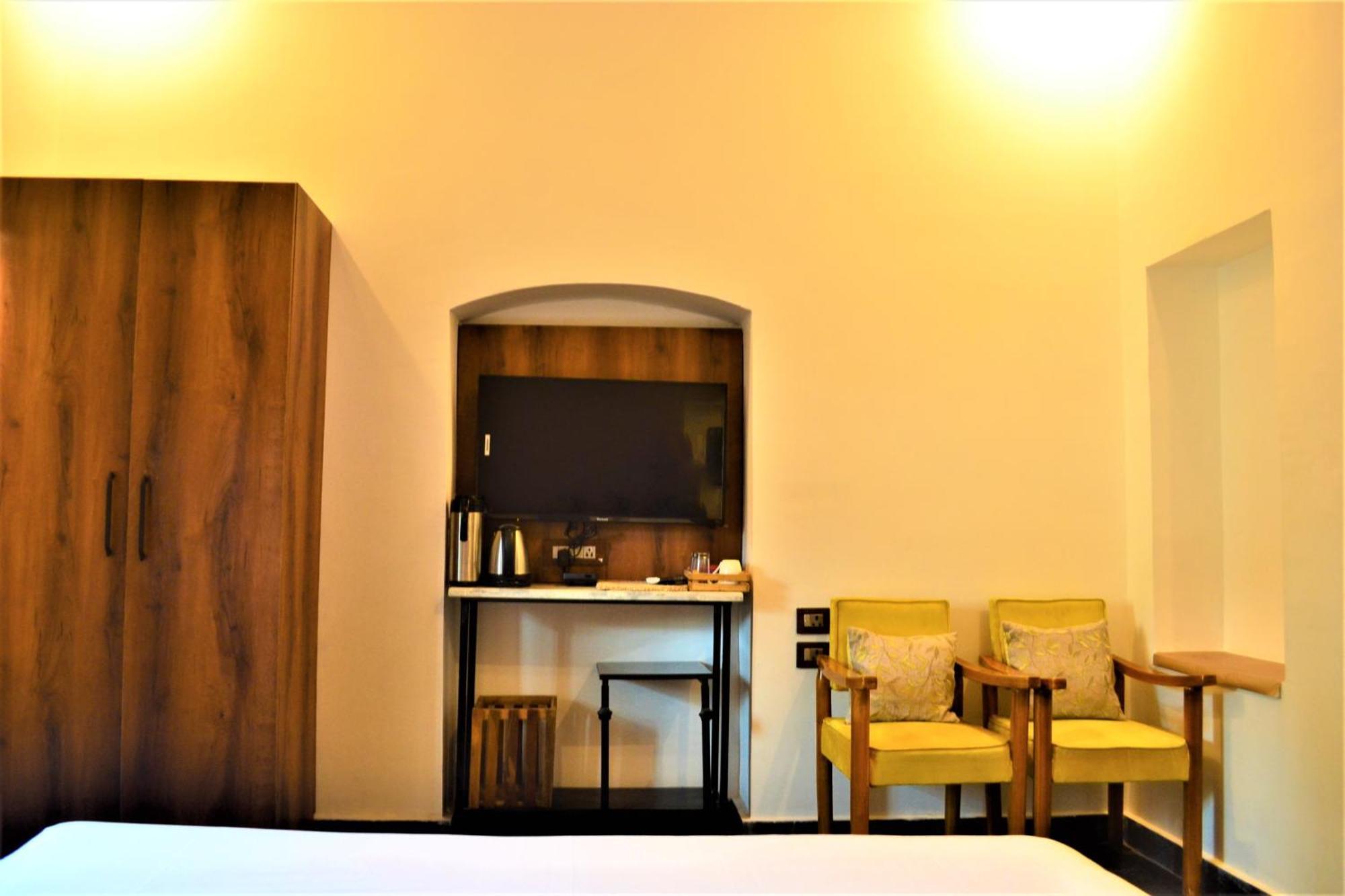 Meeram Ganga, A Heritage By The Ganges At Triveni Ghat Guest house Rishikesh