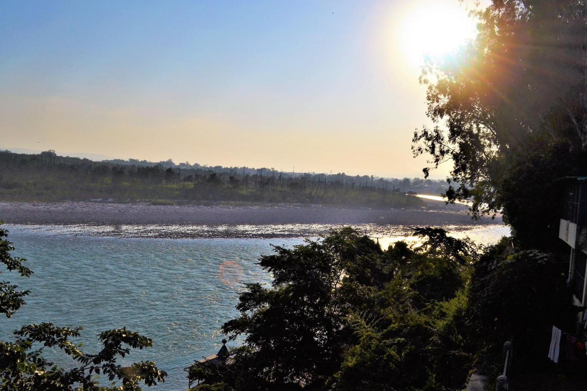 Meeram Ganga, A Heritage By The Ganges At Triveni Ghat Guest house Rishikesh