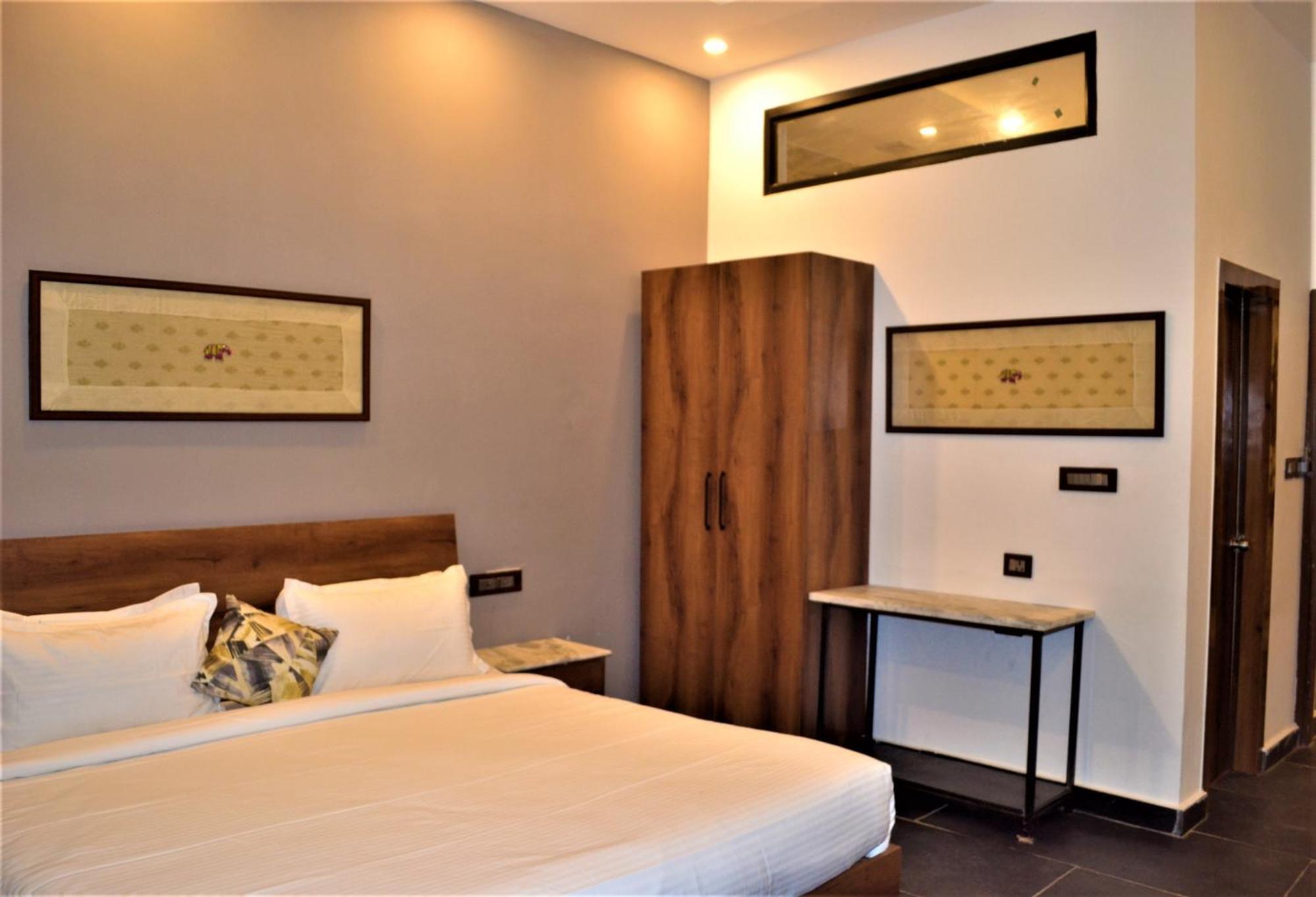 Guest house Meeram Ganga, A Heritage By The Ganges At Triveni Ghat Rishikesh