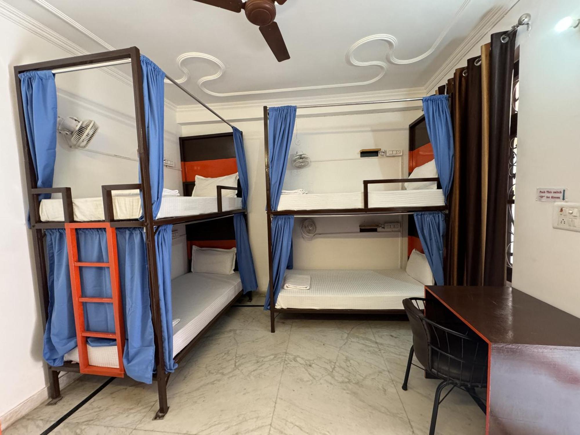 Live Free Hostel Rishikesh
