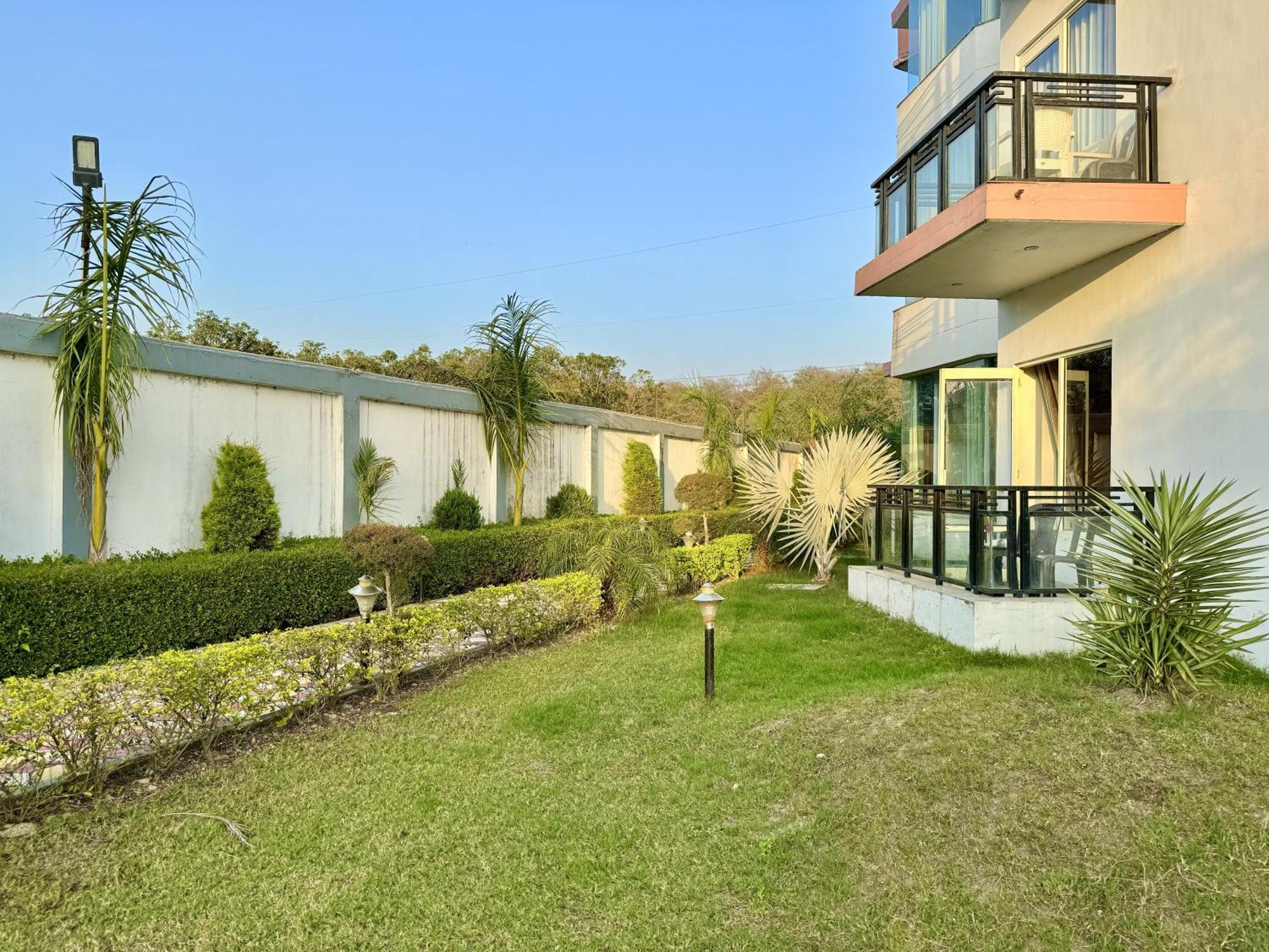 Sumedha And Spa Resort 4*