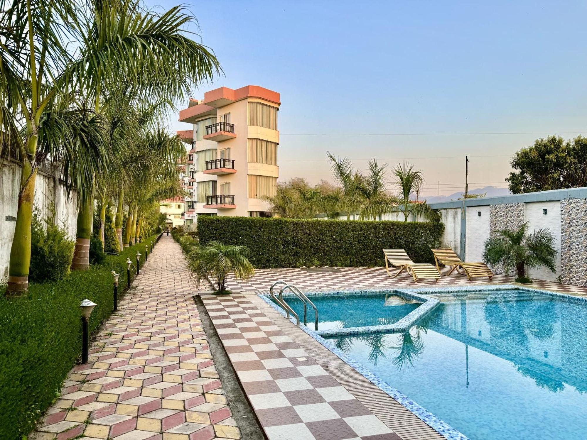 Sumedha And Spa Resort 4*