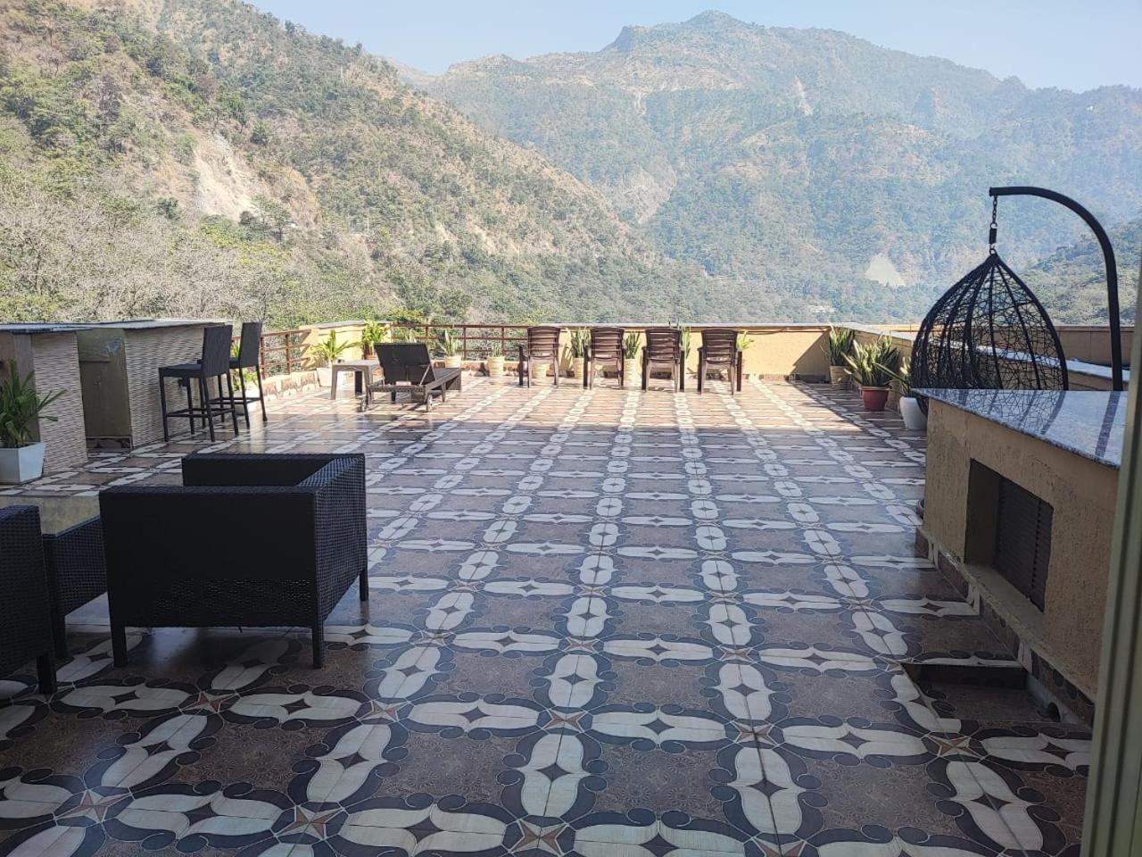 Aloha By Blissful Ganges Apartment