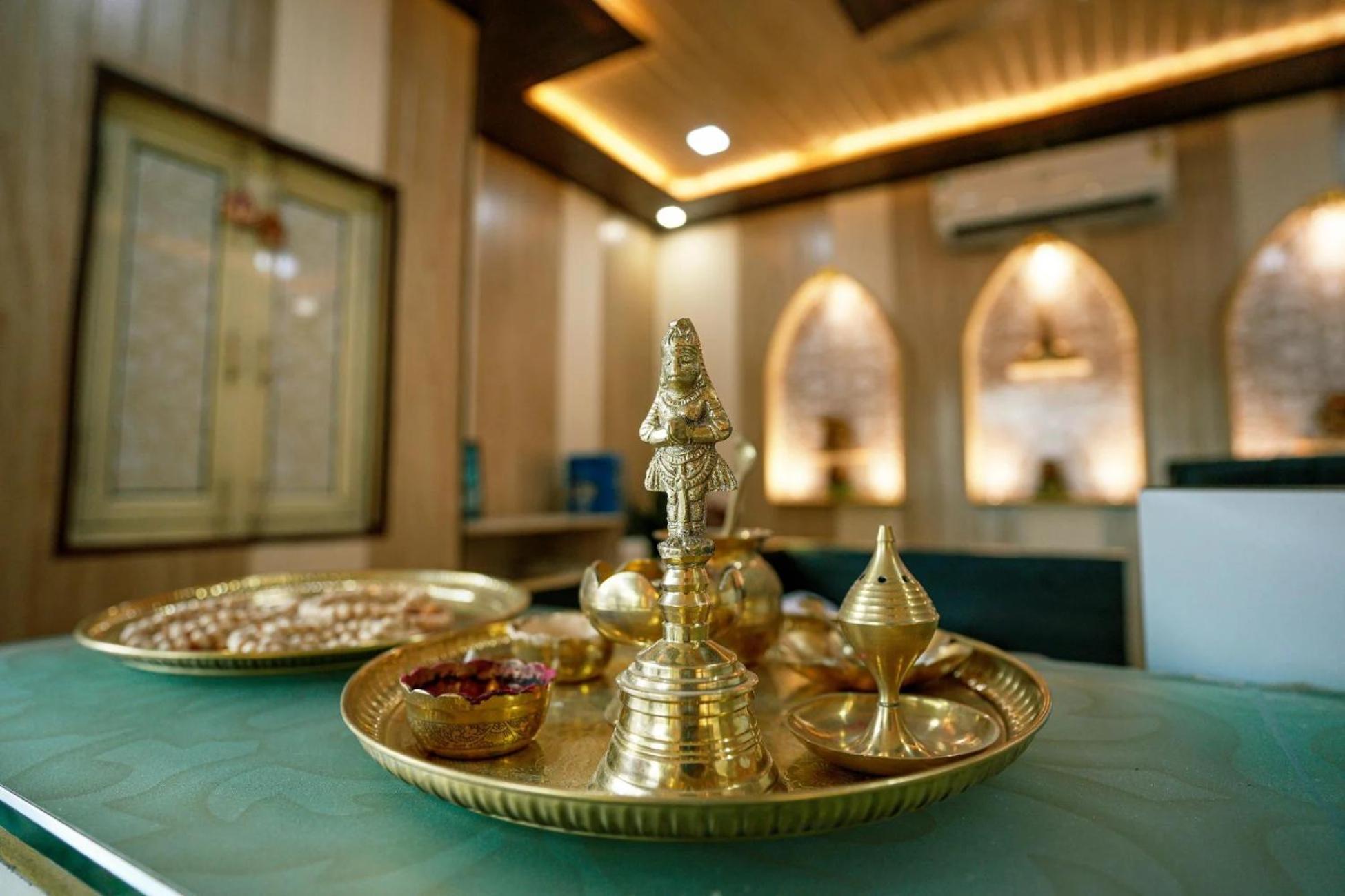 The Neeraj Naturecure On Ganga Hotel